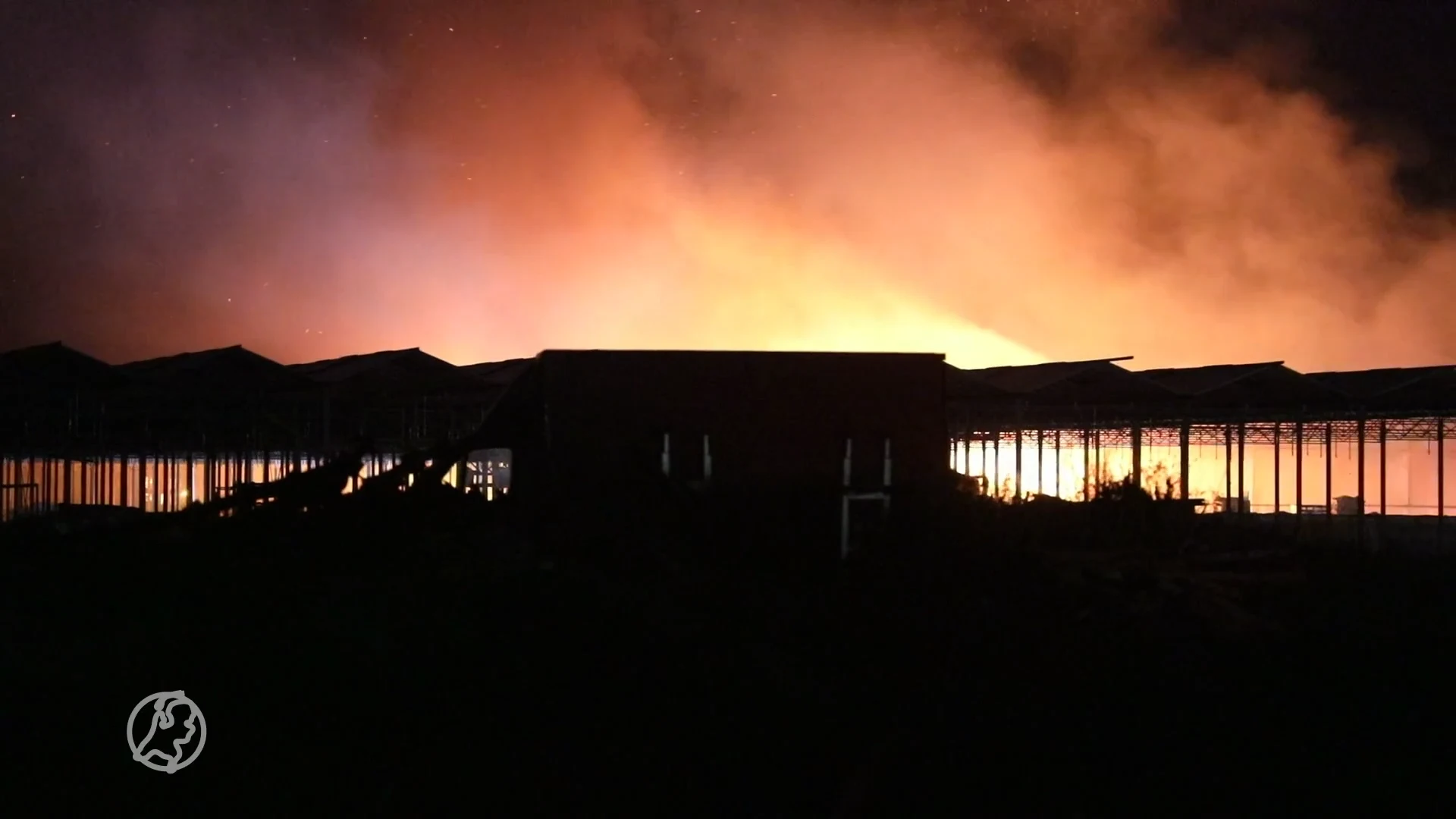 Brand bij kassencomplex in Etten-Leur