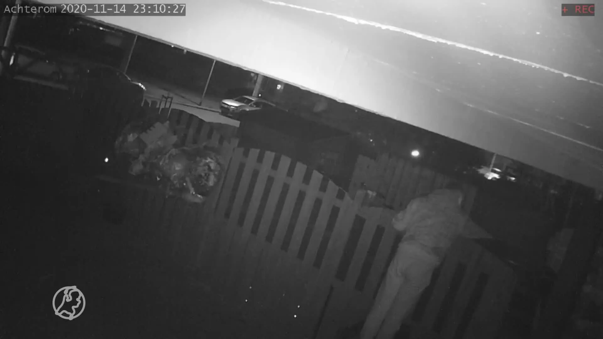 VIDEO: 'Terrorbuurman' Heerlen schiet Syrische vader te hulp