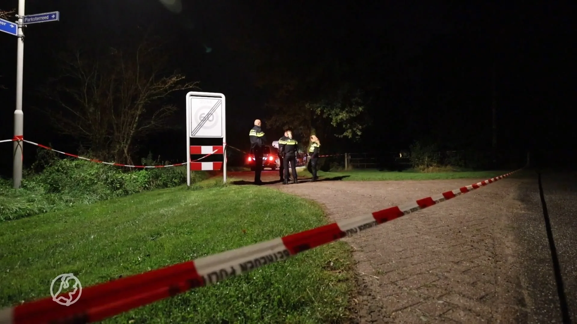 Politie schiet bestuurder dood die op agenten inreed in Boelenslaan