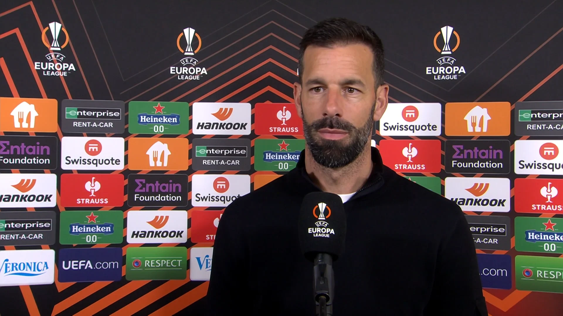 Van Nistelrooij: 'Alles bij elkaar teleurstellend dat je hier gelijkspeelt'