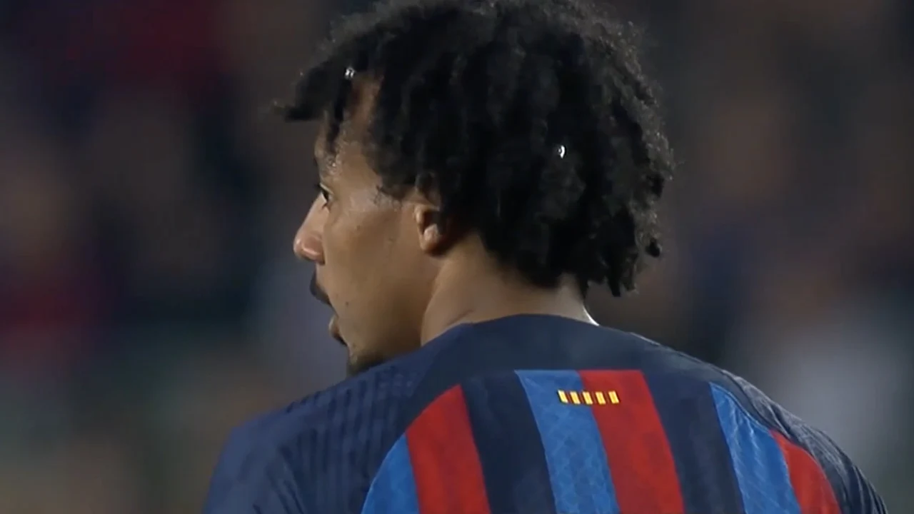 VIDEOGOAL: FC Barcelona - Manchester United 1-2 (Eigen Goal Koundé)