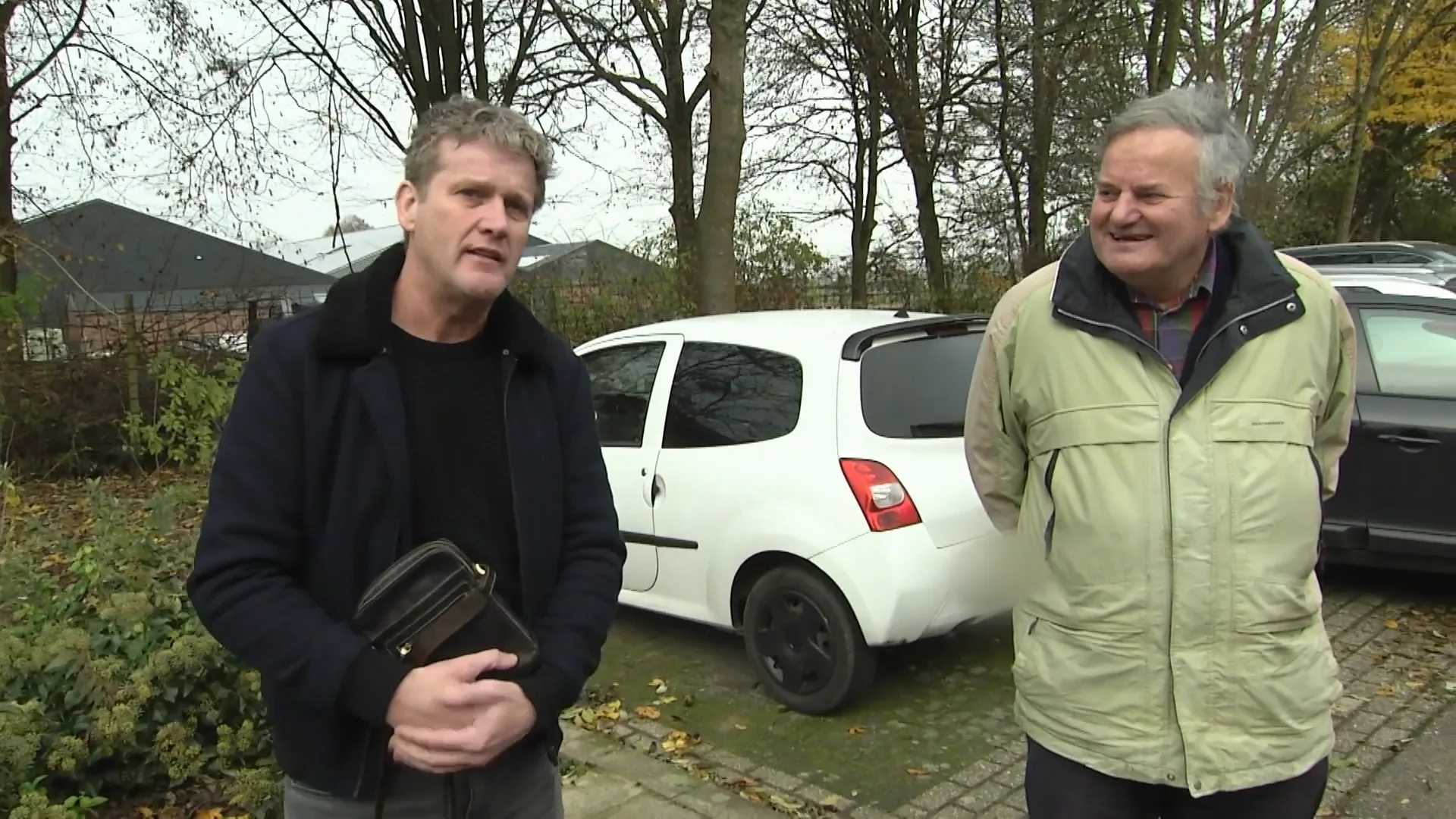 Oplichter Josinus STEELT ruim 22K dat was bedoeld voor BEGRAFENIS van Adri