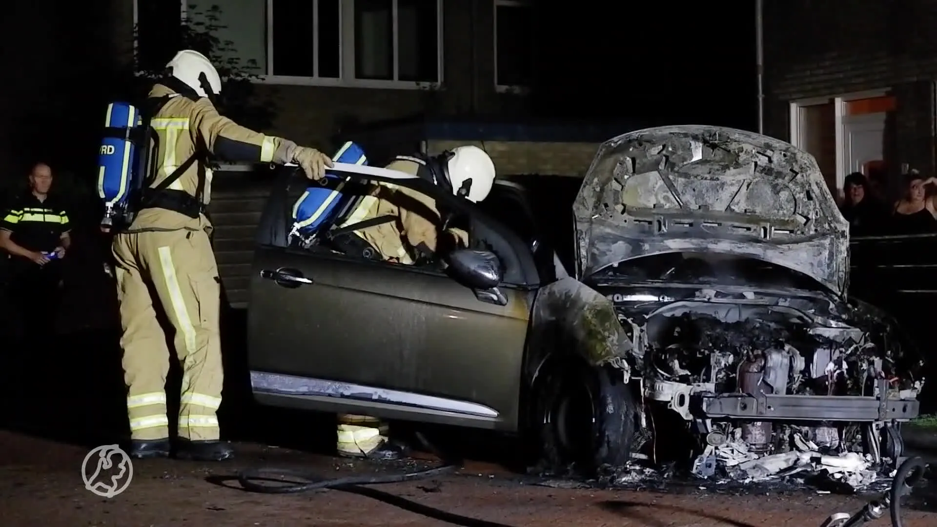 Auto in Coevorden gaat in vlammen op