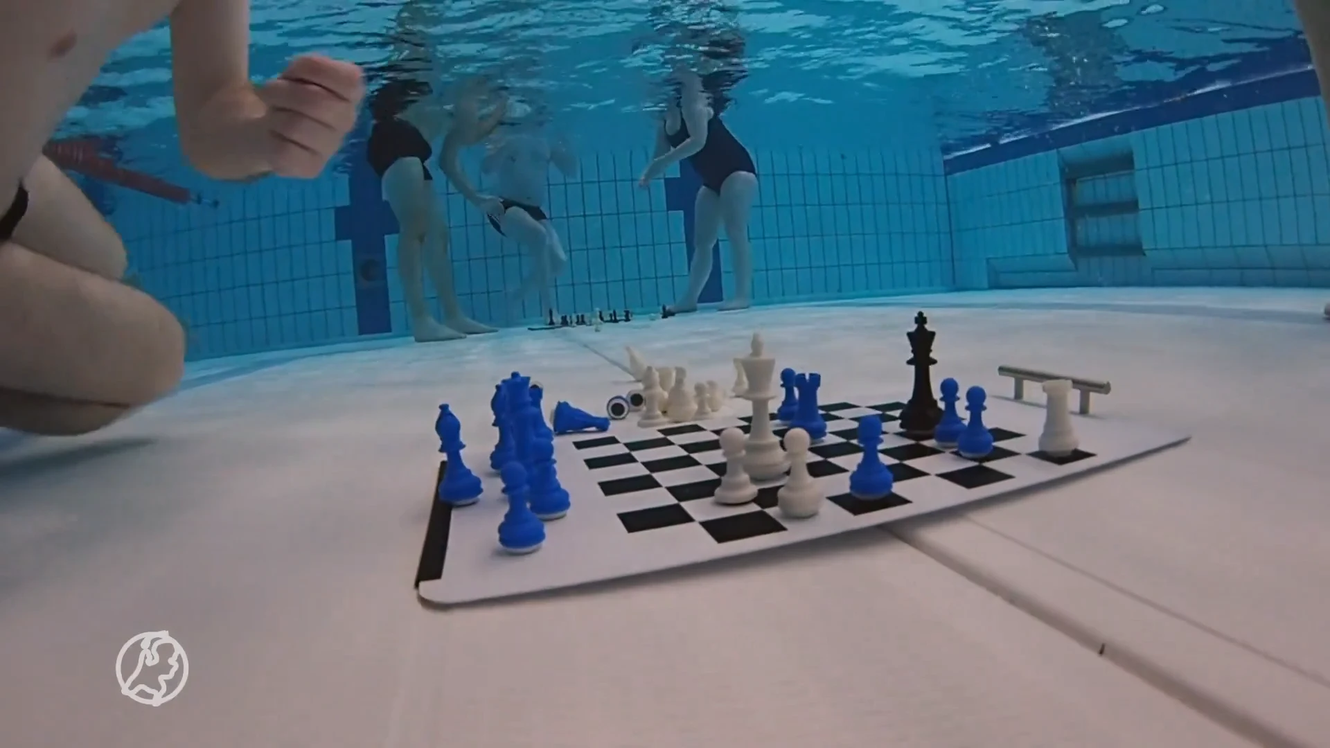 Denksporters happen naar adem op eerste NK onderwaterschaken