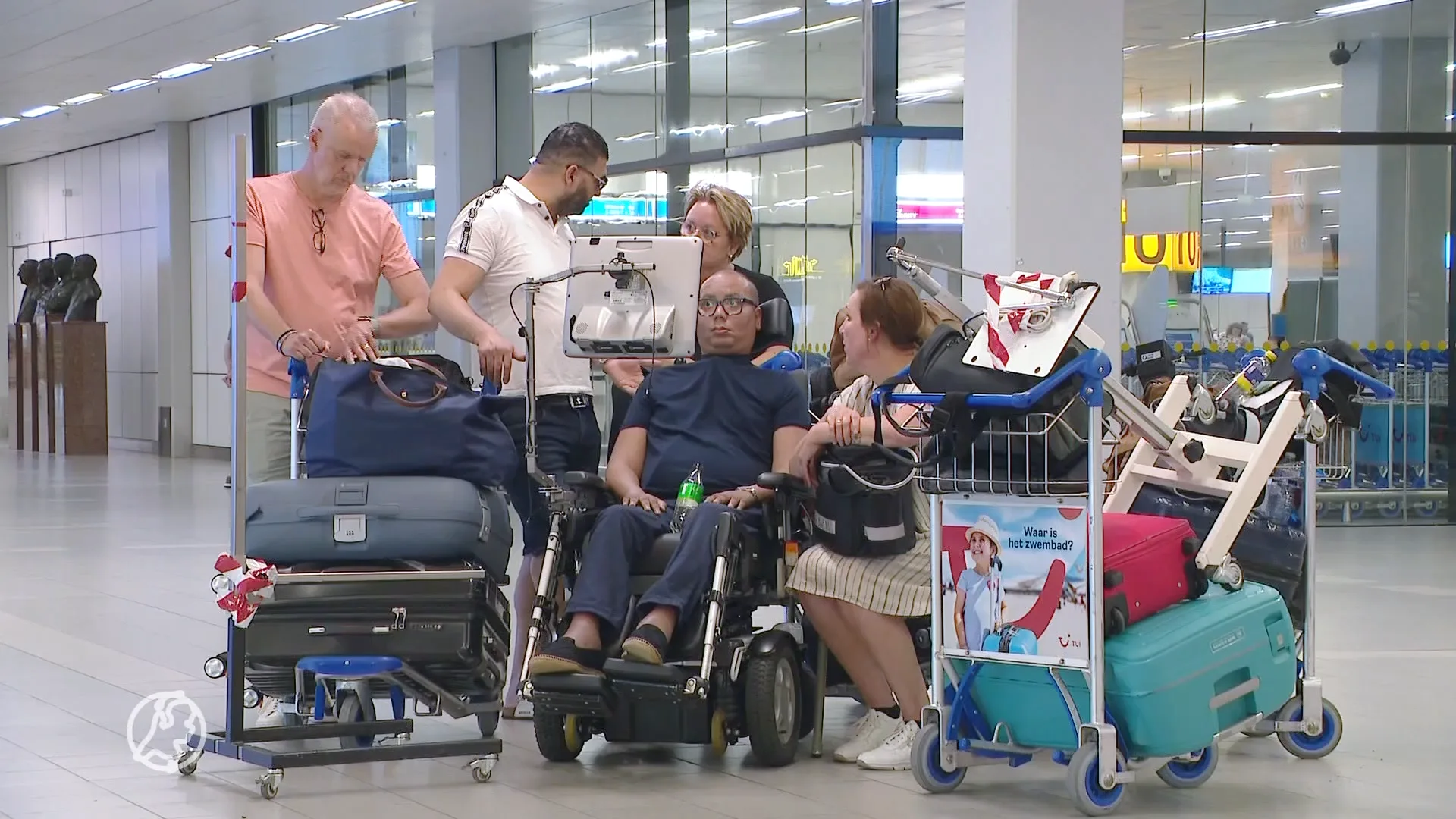 Ernstig zieke Reny wil op vakantie, maar Transavia weigert hem aan boord: 'Rolstoel is te groot'