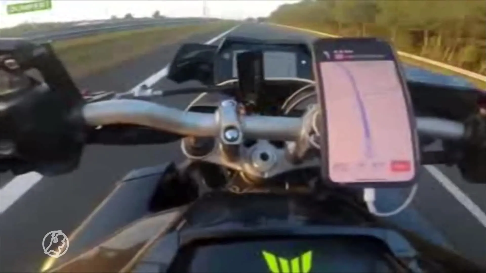 Motor van levensgevaarlijke snelheidsduivel A16 geveild voor ruim 9.000 euro