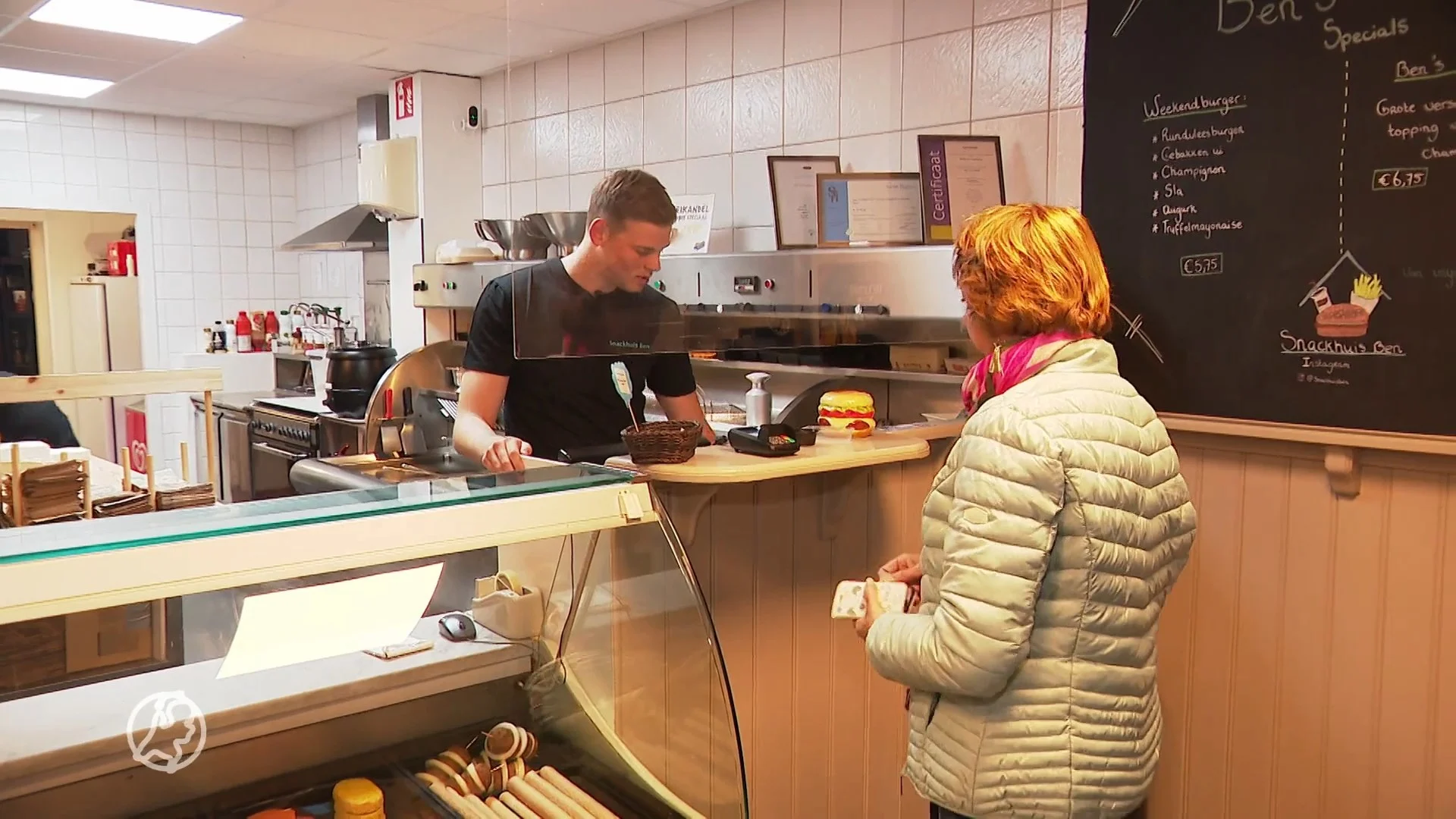 Man weigert QR-code te tonen in snackbar van Ben en gaat compleet door het lint