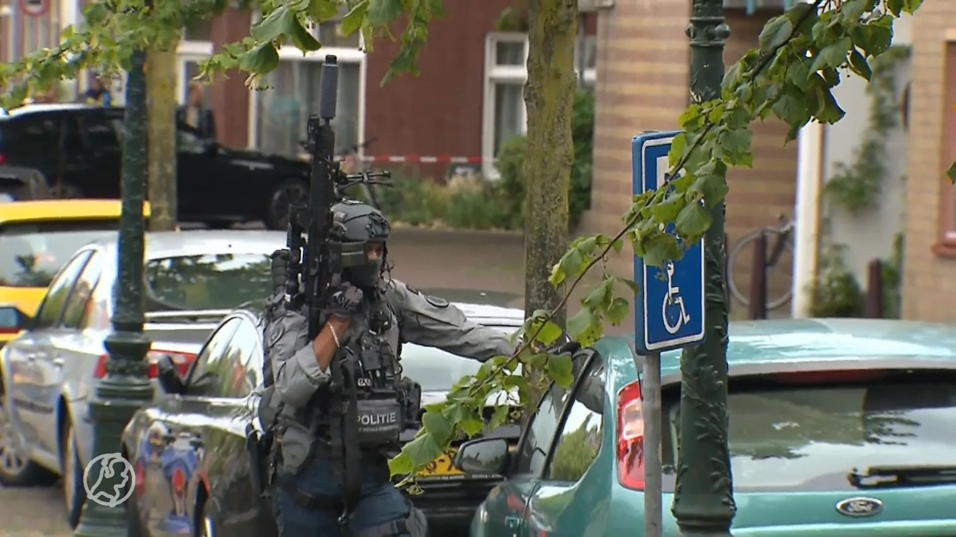 Slachtoffer (66) steekpartij Leiden overleden, dader spoorloos