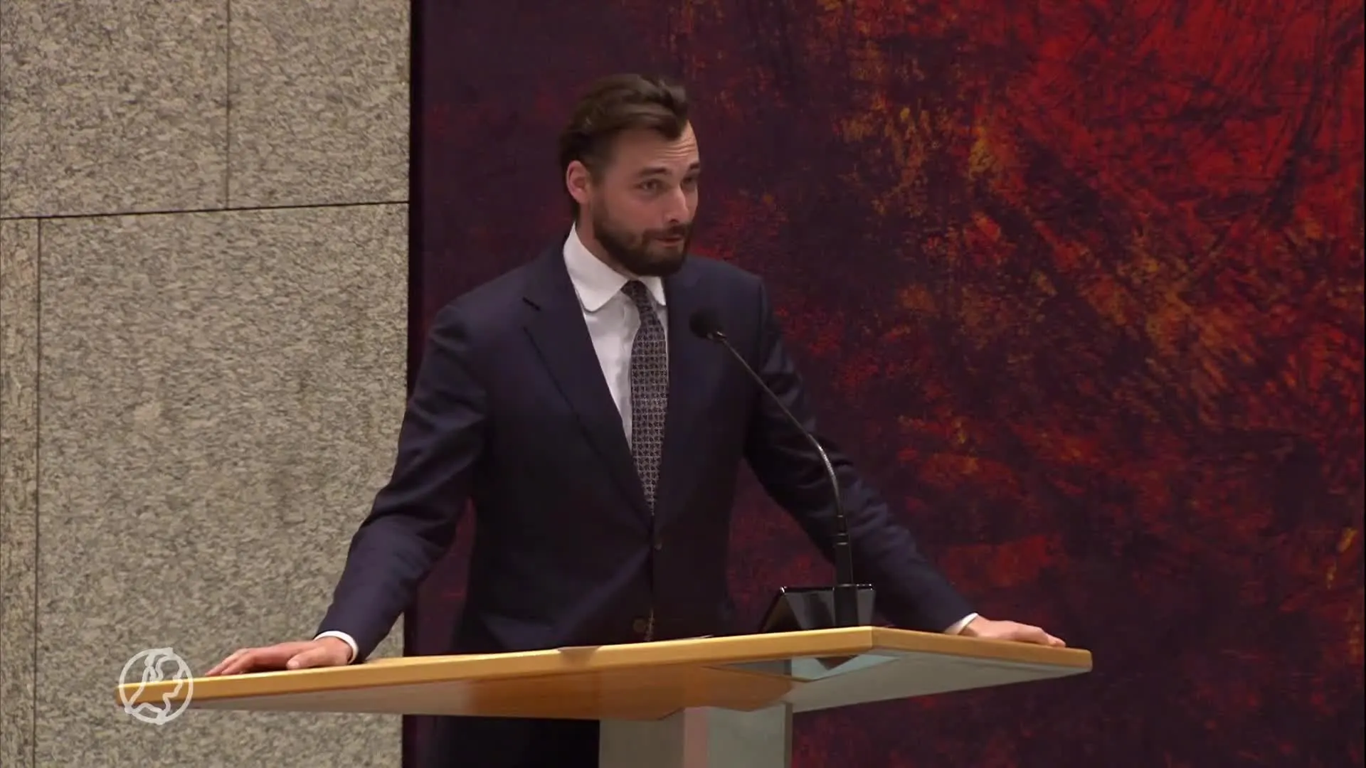 Wel of niet besmet: ophef over 'coronagriepje' van Thierry Ba...