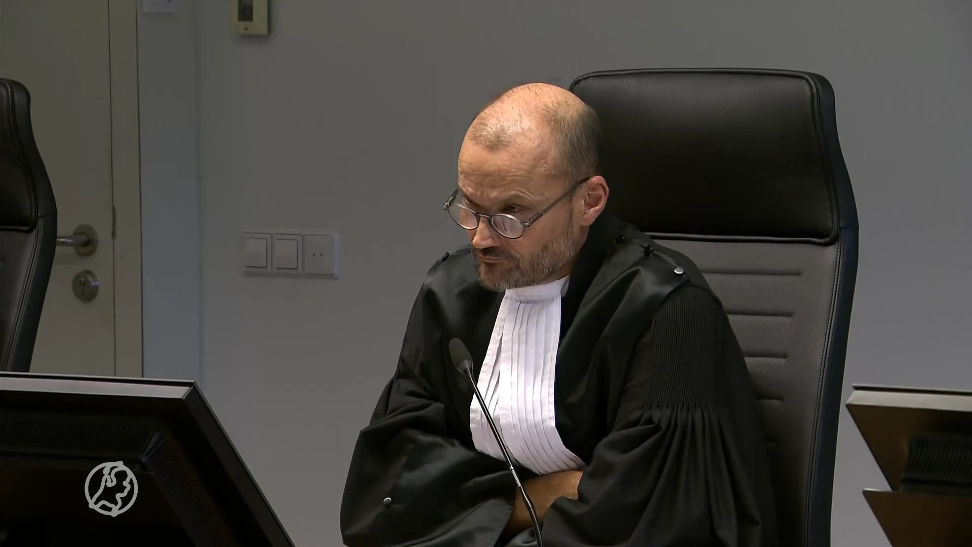 Voorwaardelijke celstraf geëist tegen agent voor schieten op Jouke