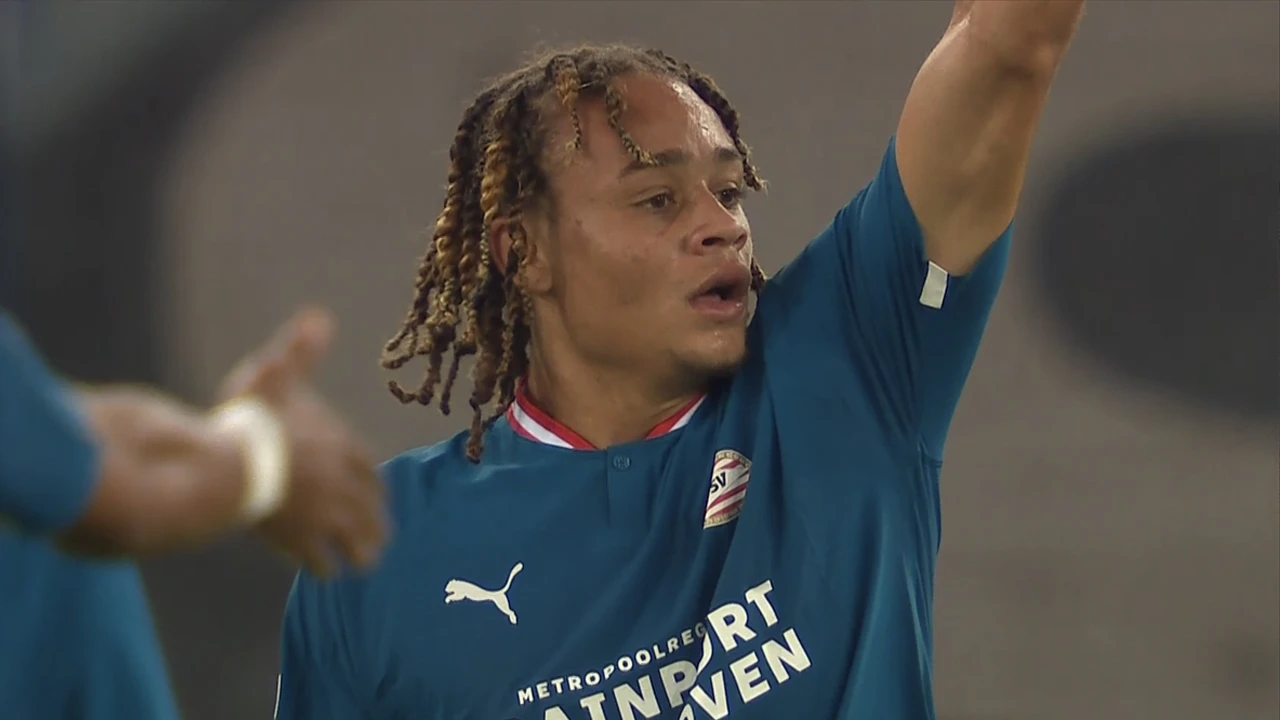 VIDEOGOAL: FC Zürich - PSV 0-4 (Simons)