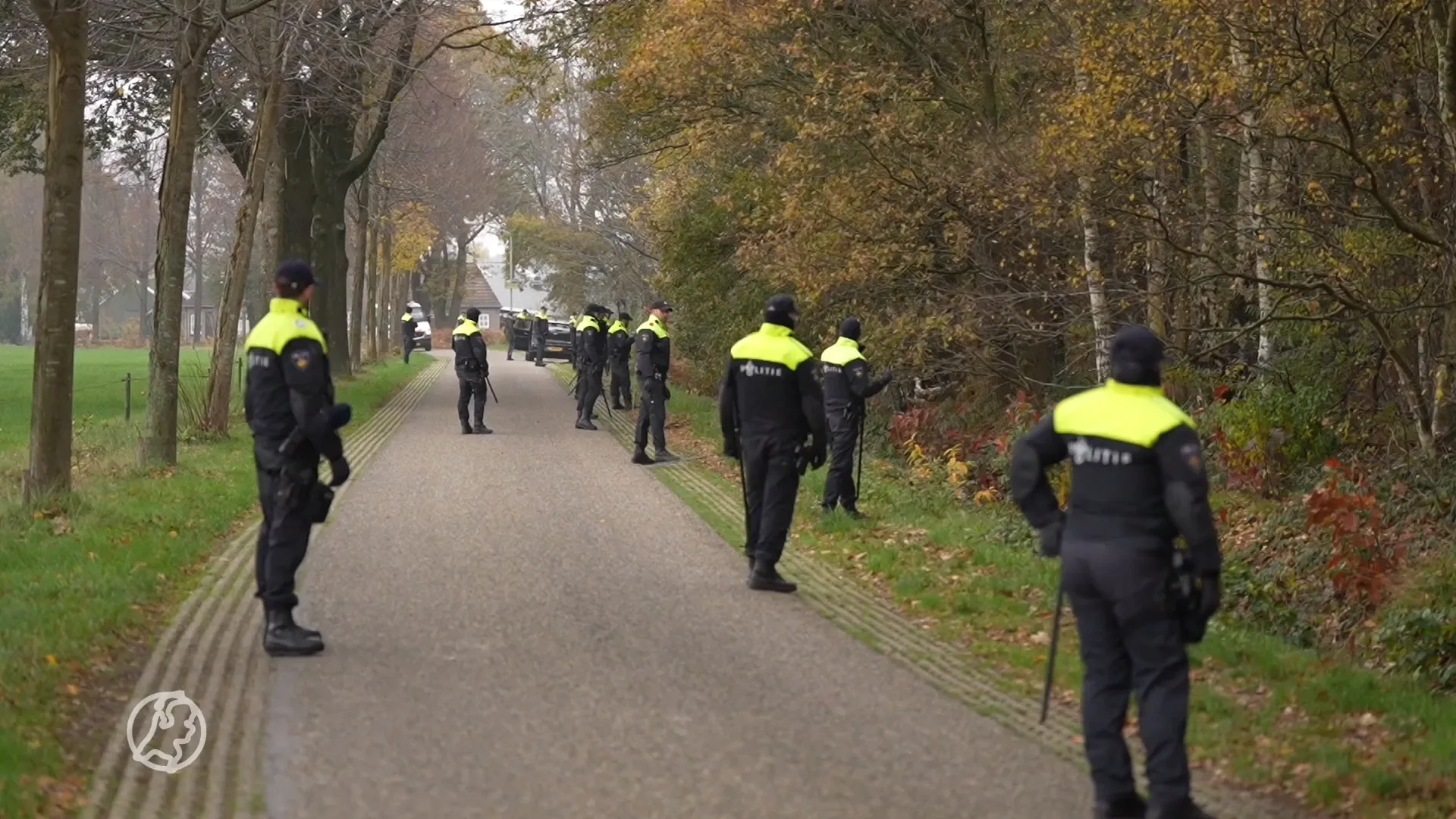 Politie kamt bos bij Hoogeloon uit op zoek naar vermiste vrouw (38)