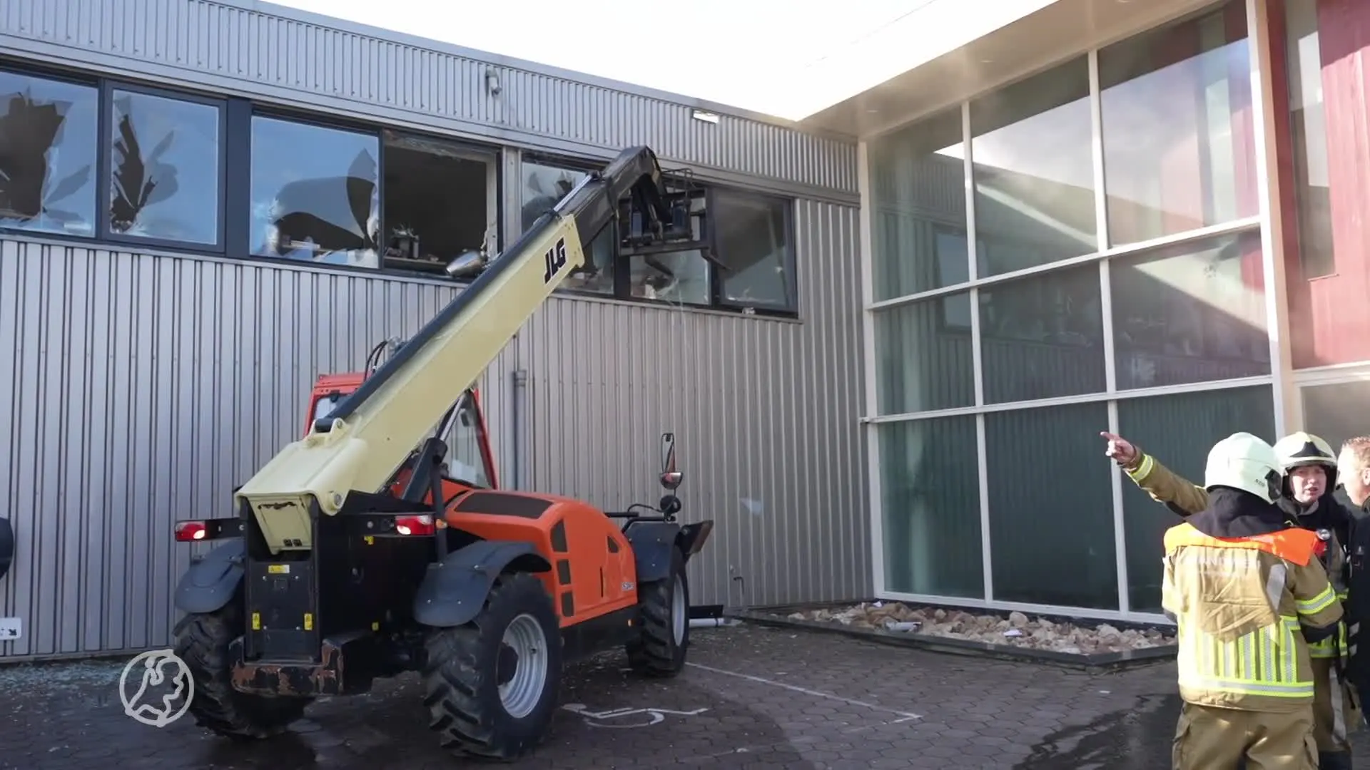 Vrees voor dode arbeidsmigranten bij brand in Werkendam, pand...