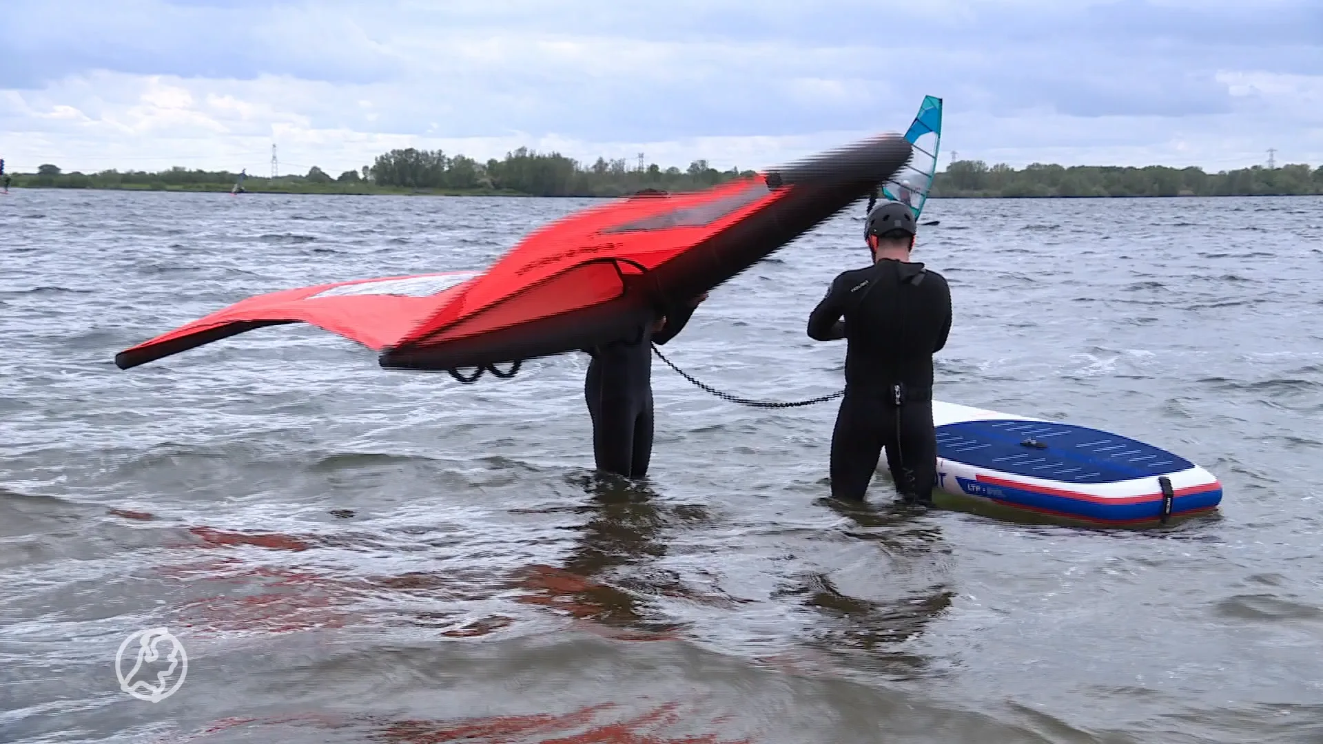 Windsurfers maken zich grote zorgen om veiligheid water