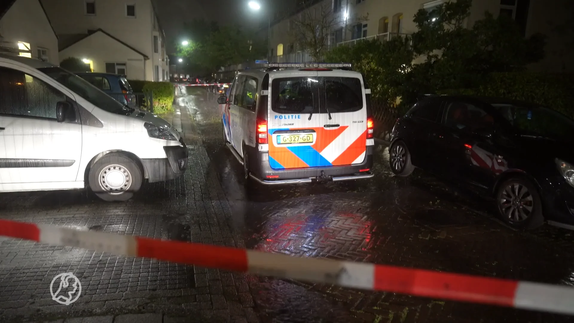 Ouder echtpaar met ijzeren buis mishandeld4