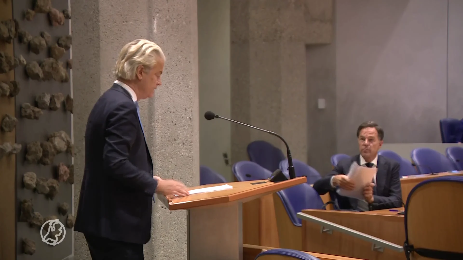 Wilders geeft Rutte zeldzame complimenten in debat, Rutte emotioneel