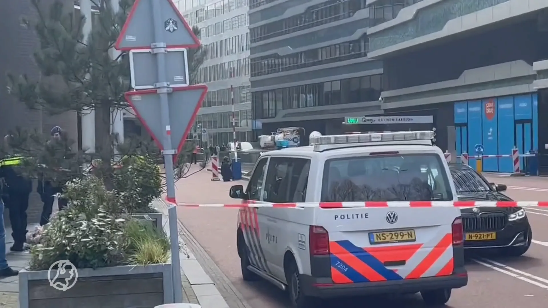 Meerdere commissiezalen in Tweede Kamer ontruimd, Kamerleden naar buiten gestuurd