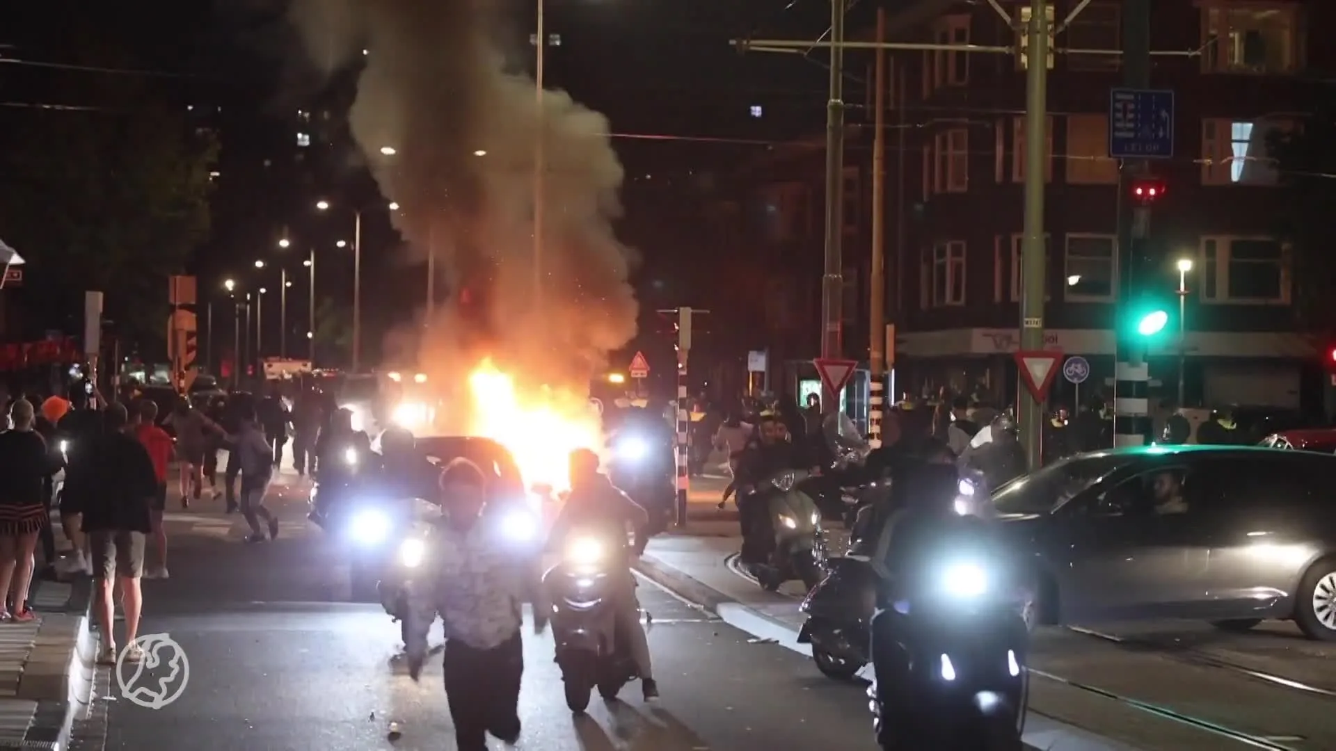 Onrustige nacht Den Haag, brandjes en vernielingen na laatste...