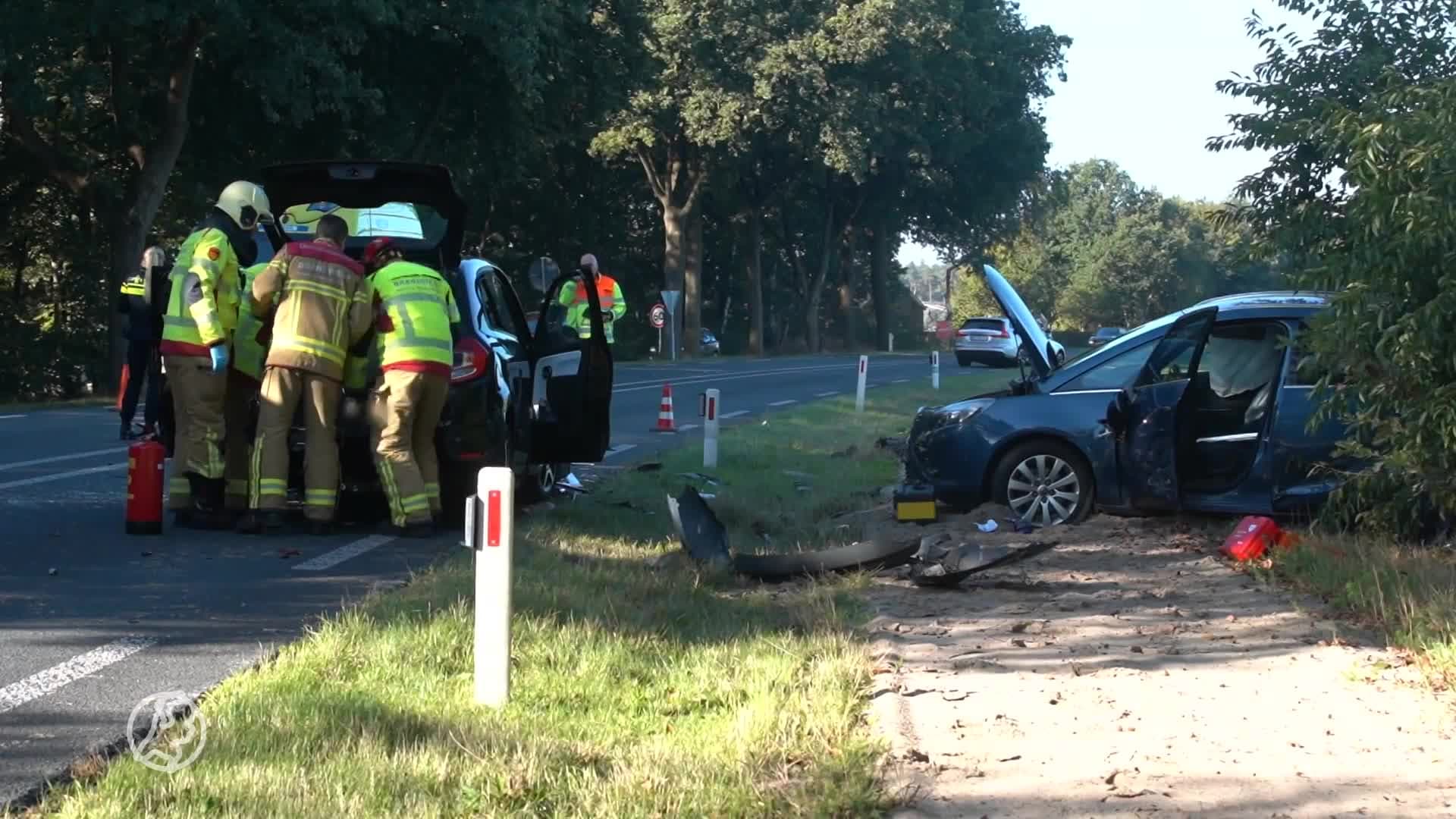 Heftige frontale botsing op N346 bij Lochem