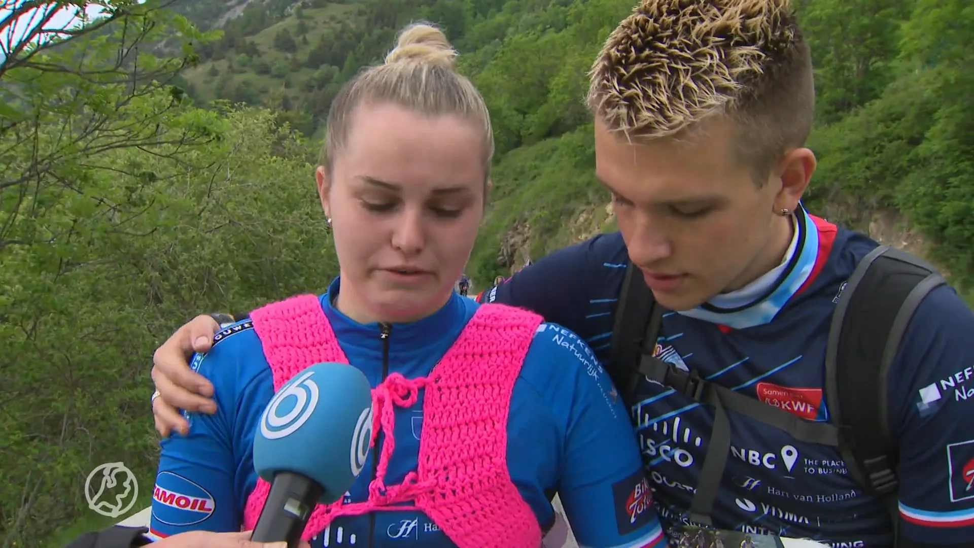 Wendy loopt Alpe d'HuZes met kinderen Veerle en Hesse