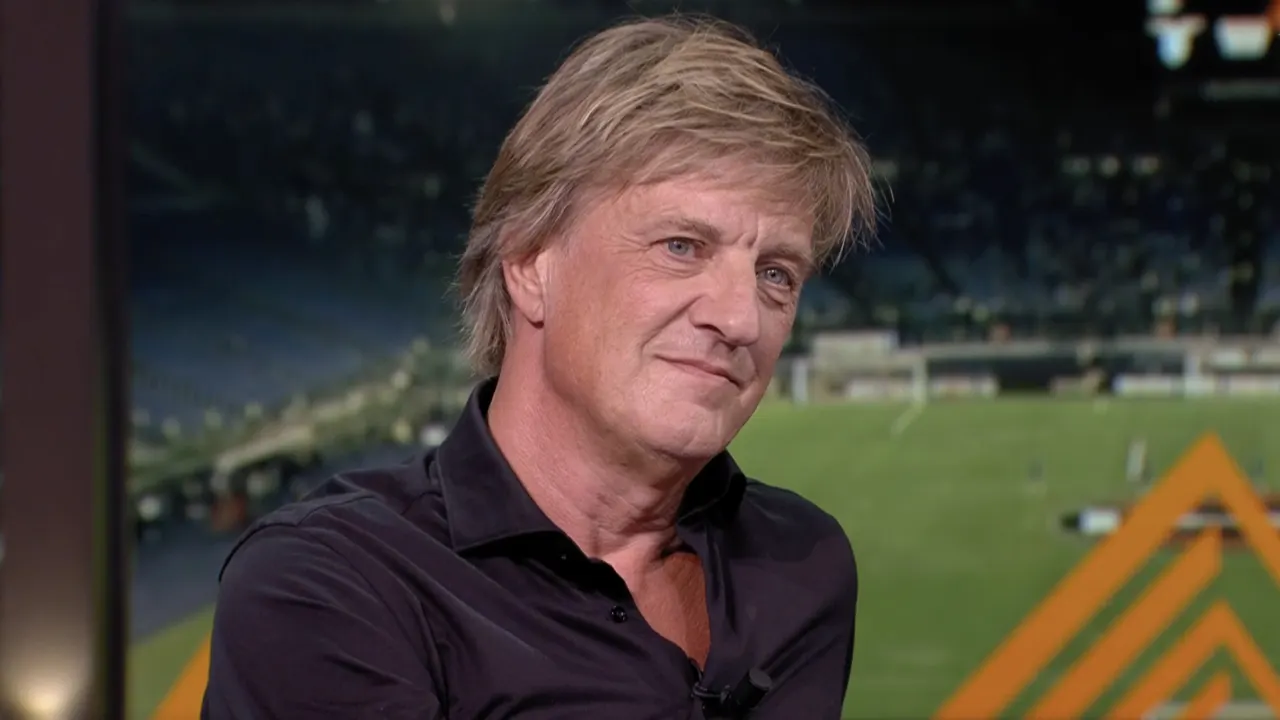 Wim keek verbijsterd naar eerste helft Feyenoord: 'Alsof ze voor het eerst samenspelen!'