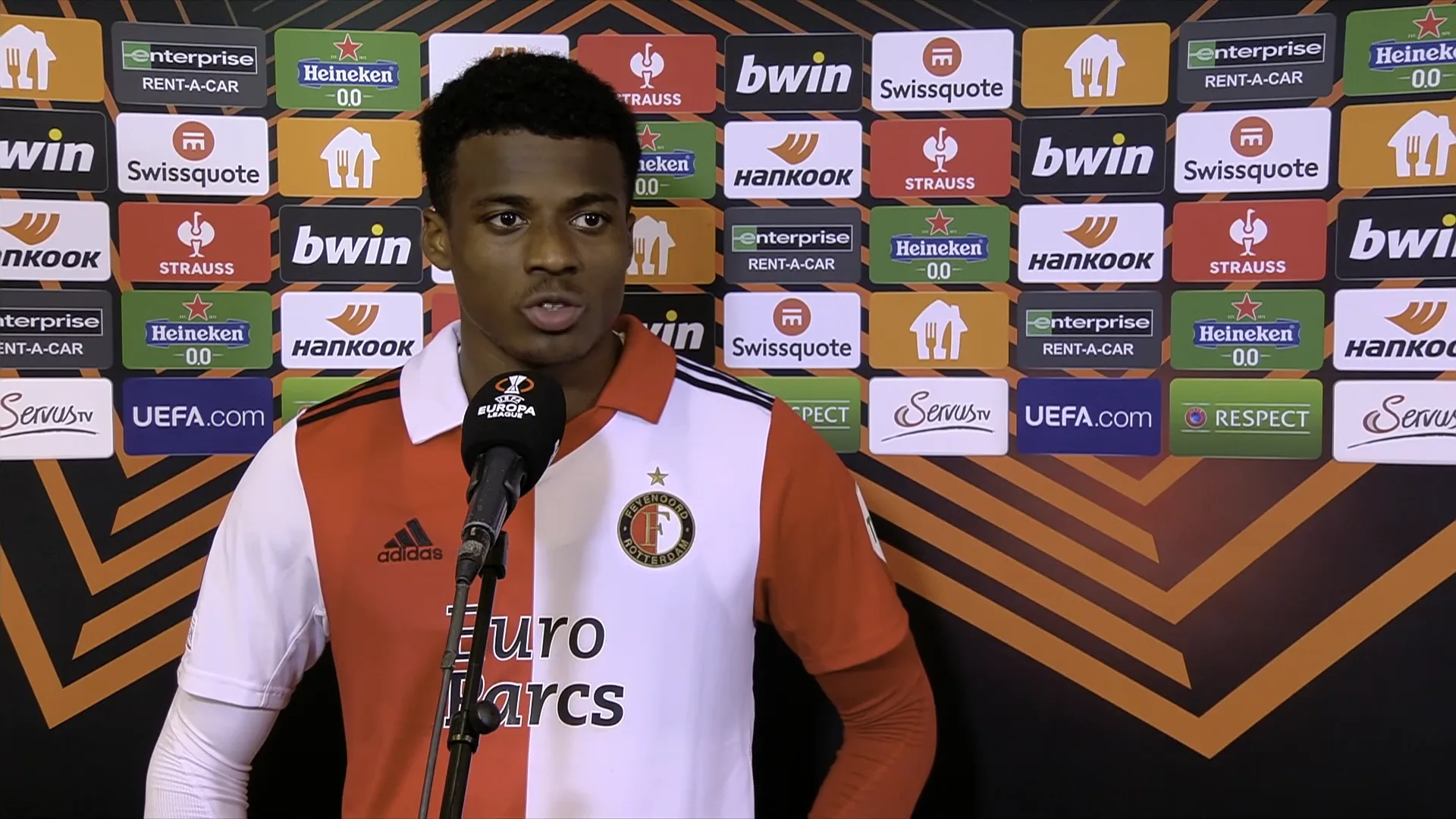 Dilrosun over gemiste kansen Feyenoord: 'Dat leeft in de kleedkamer'