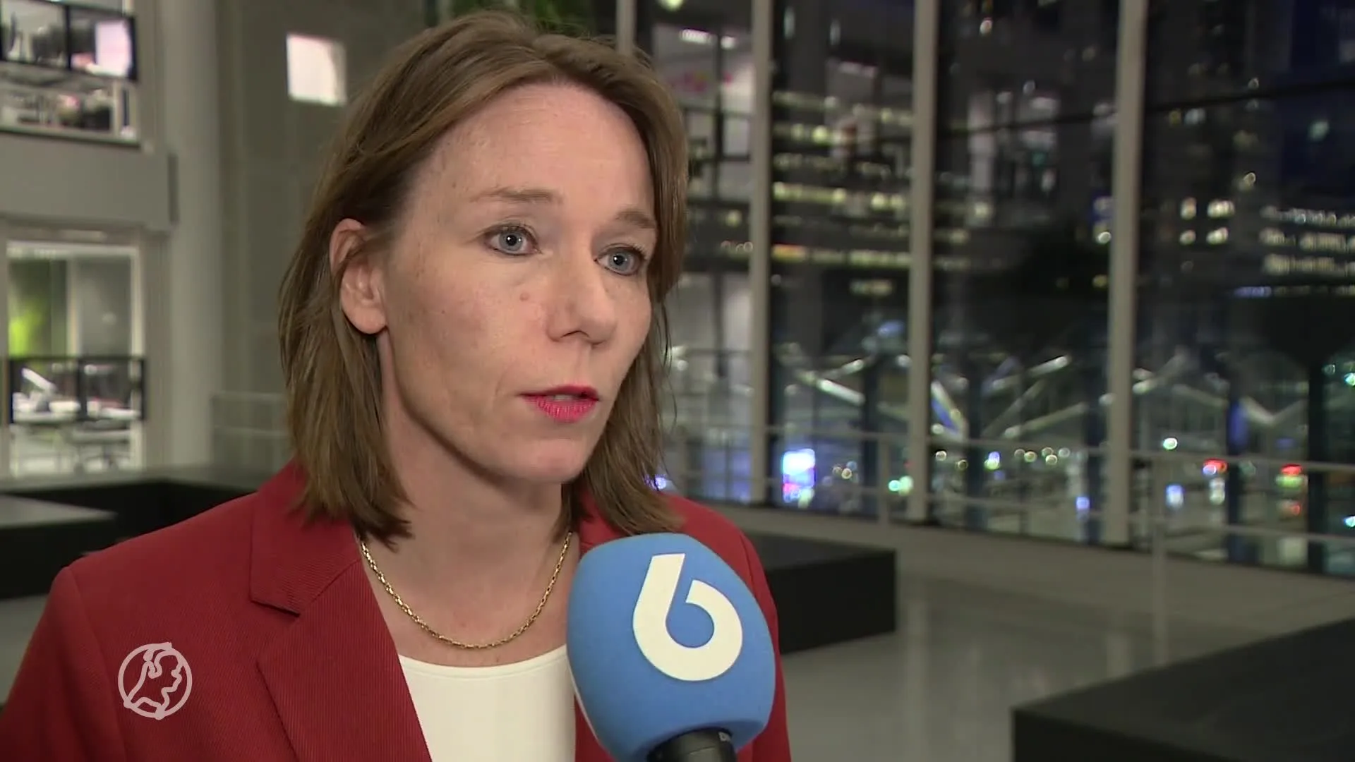 Eerste zestien Nederlanders uit Gaza opgevangen in Egypte