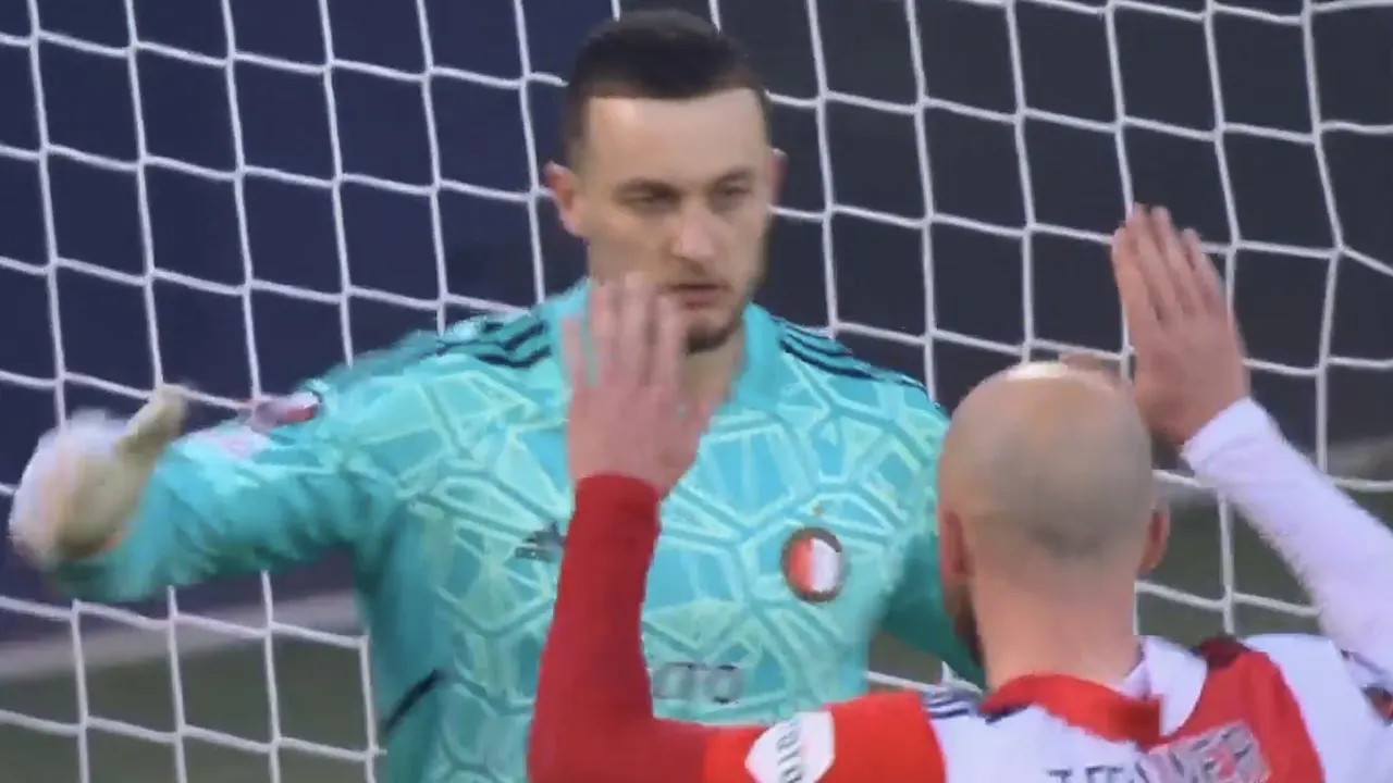 KANS: AS Roma krijgt penalty, maar Pellegrini raakt de paal