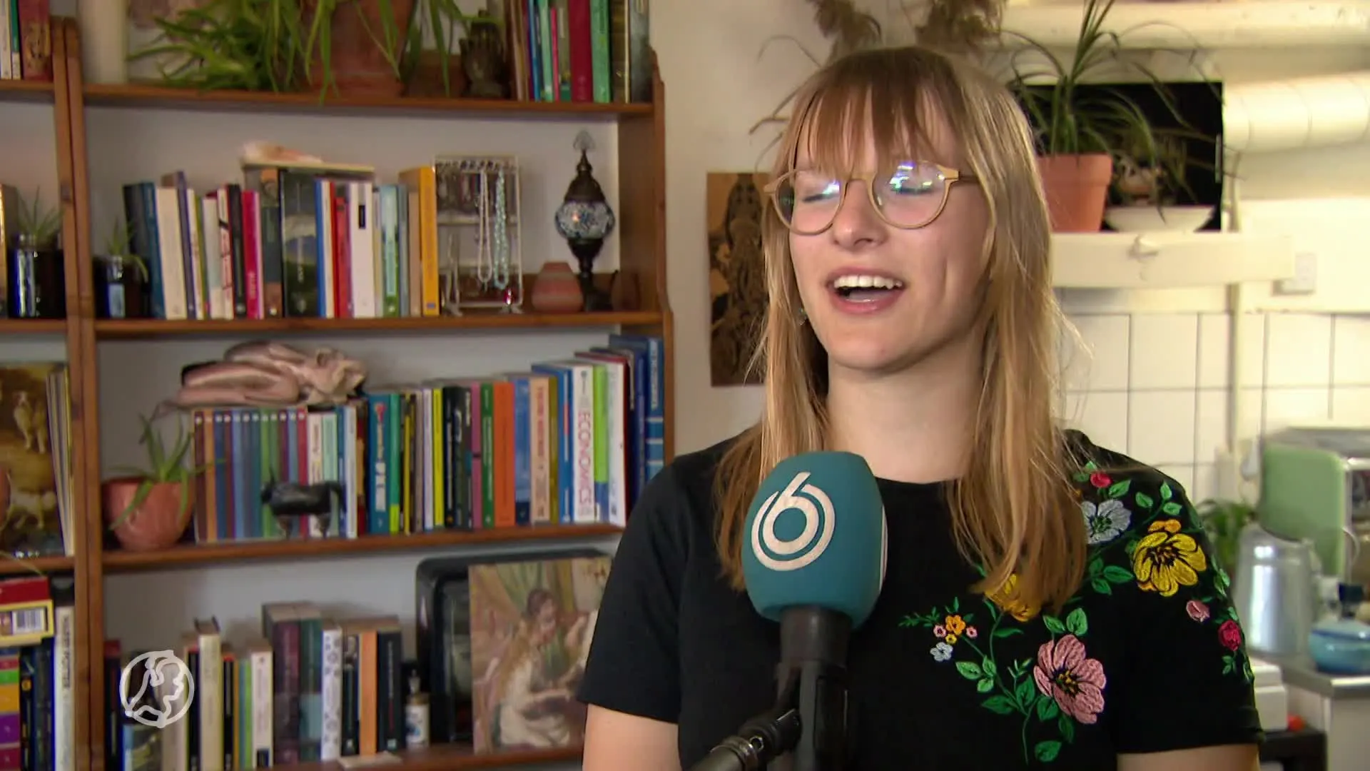 Studenten slapen op de bank door initiatief Shelter our students