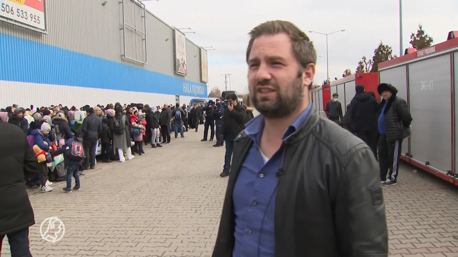 Oscar helpt Oekraïense vluchtelingen aan Poolse grens