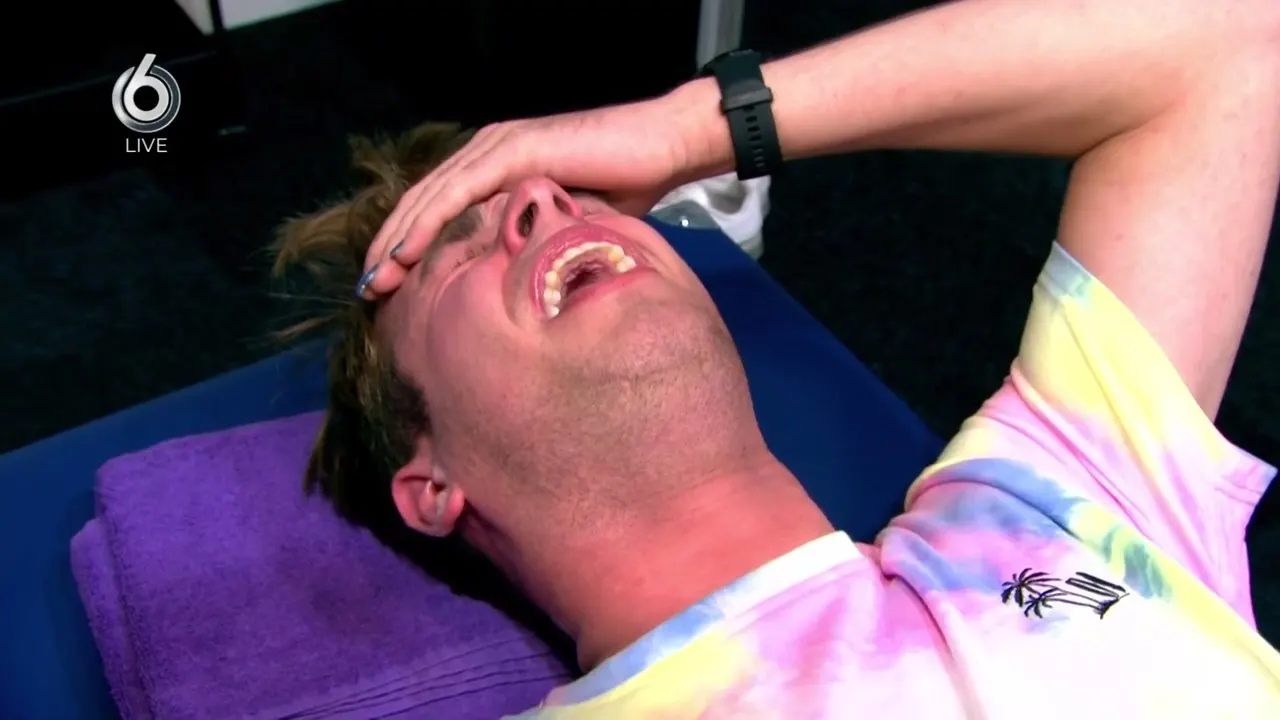 De deelnemers moeten heel wat pijn doorstaan!