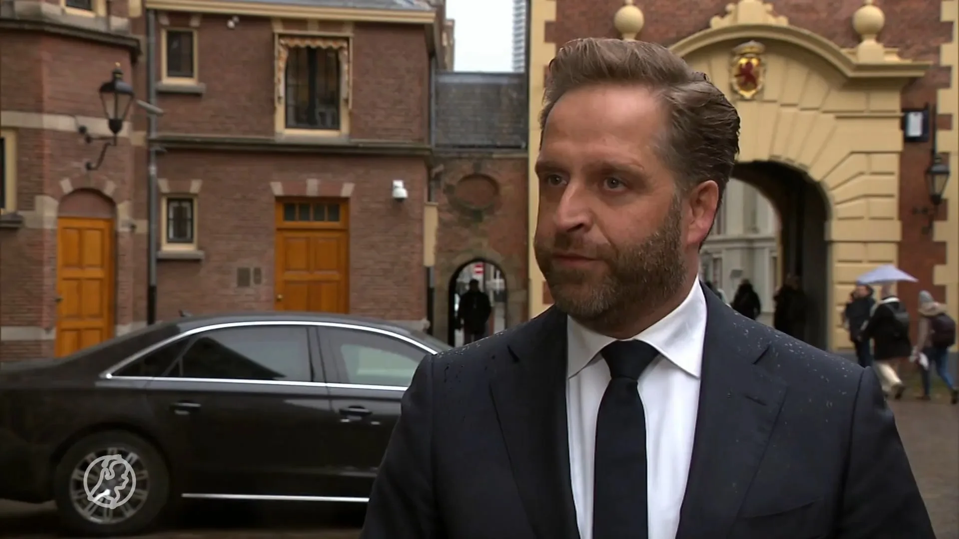 De Jonge niet te spreken over 'lockdownvluchters' naar België