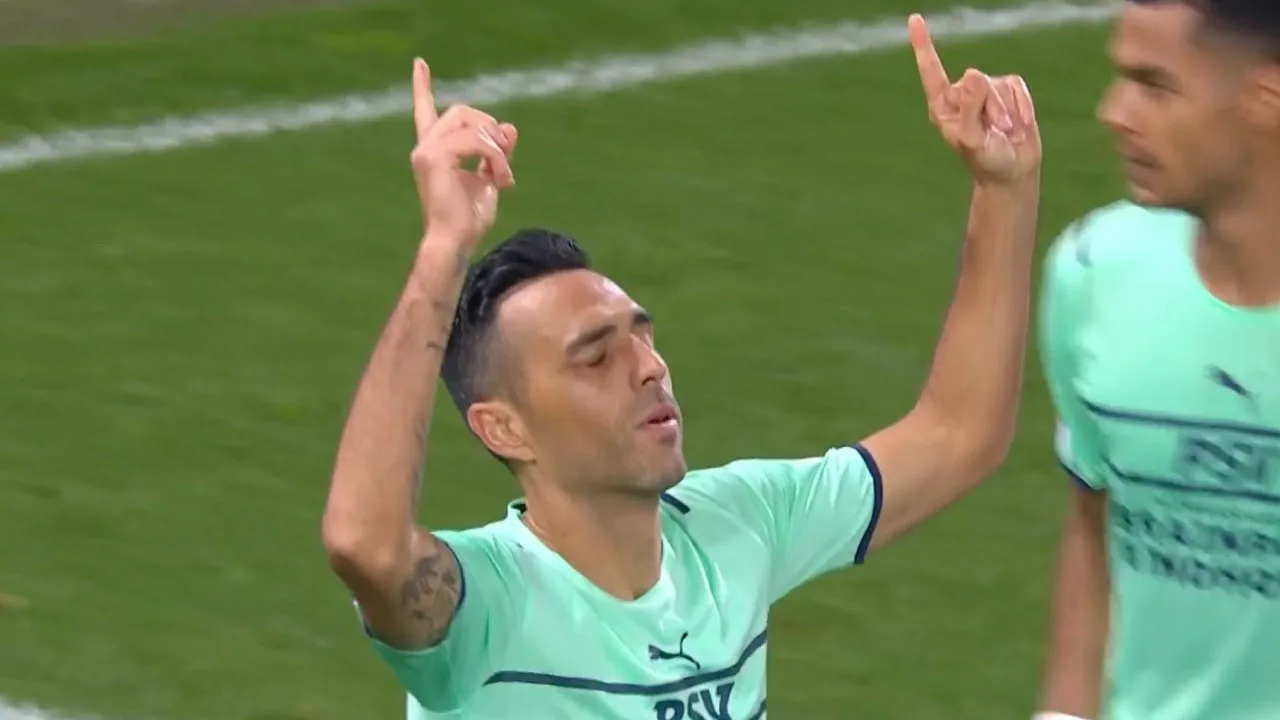 VIDEOGOAL: Sturm Graz - PSV 0-2 (Zahavi)