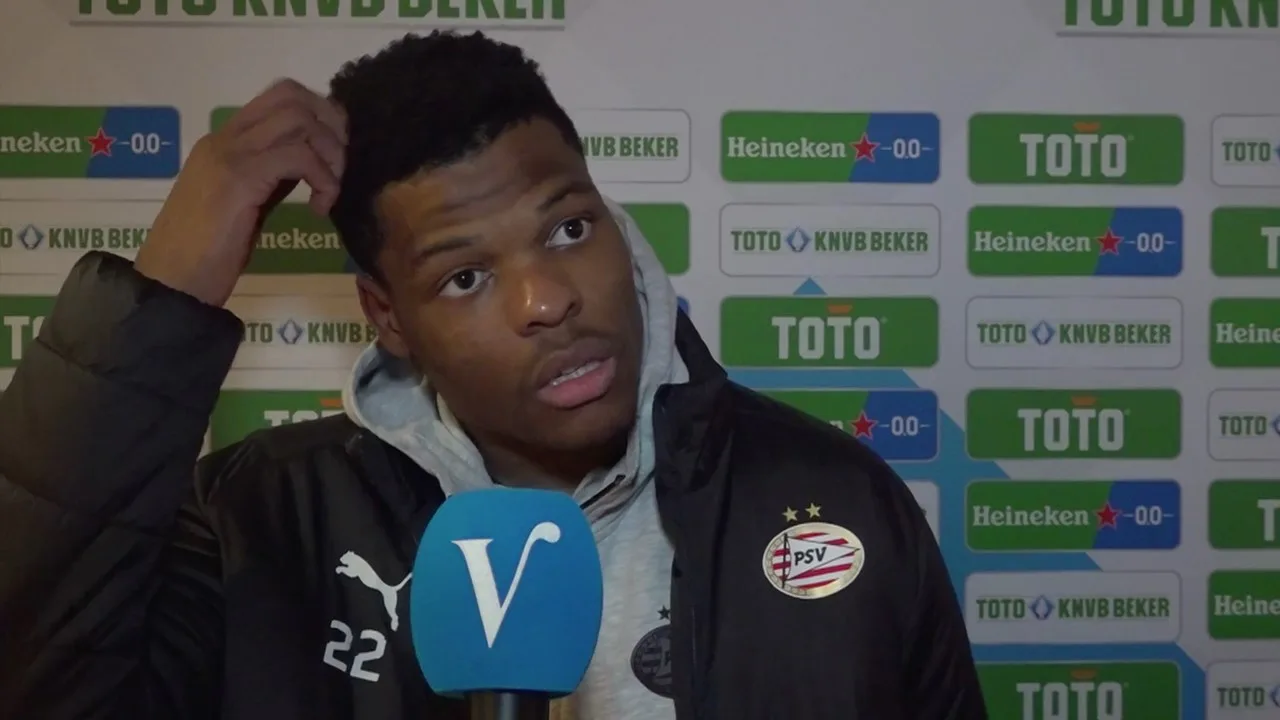 Wat vindt Dumfries van uitspraken Schmidt over Bas Nijhuis?