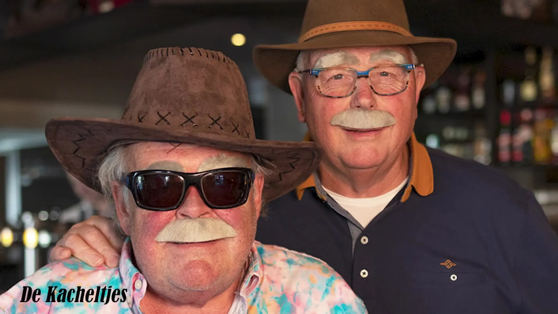 'De Kacheltjes' maken lied ter ondersteuning voor Johan Derksen: 'JO-HAN, JO-HAN!'