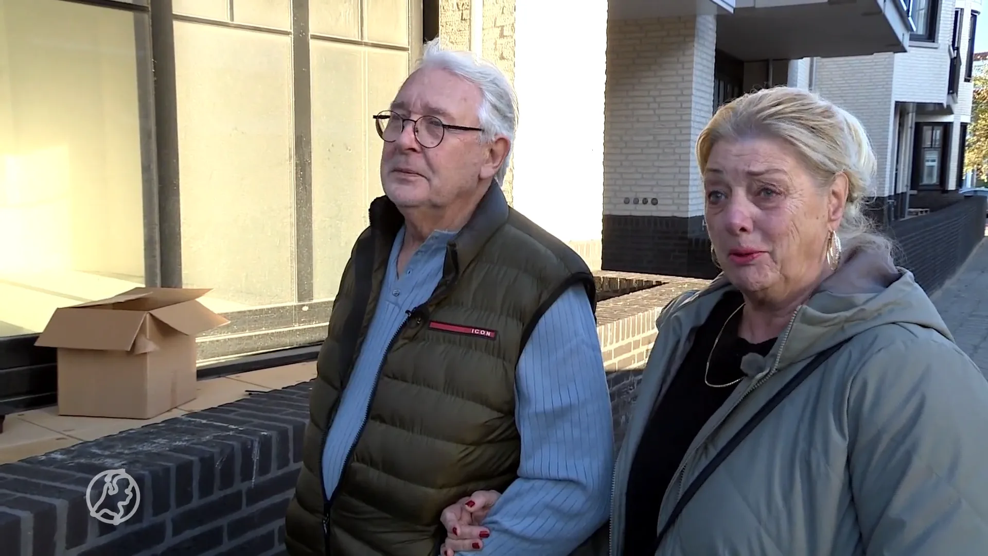 Cees en Marion wonen al jaar bij zoon omdat hun huis geen stroom heeft
