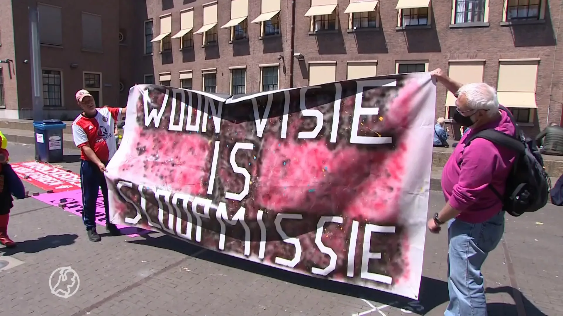 Bewoners van Tweebosbuurt demonstreren in Den Haag: 'Wij late...