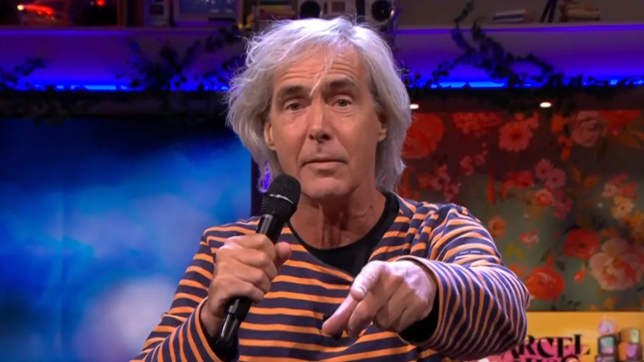 Hans de Booij steelt de show en sluit uitzending Marcel & Gijs af met 'Annabel'