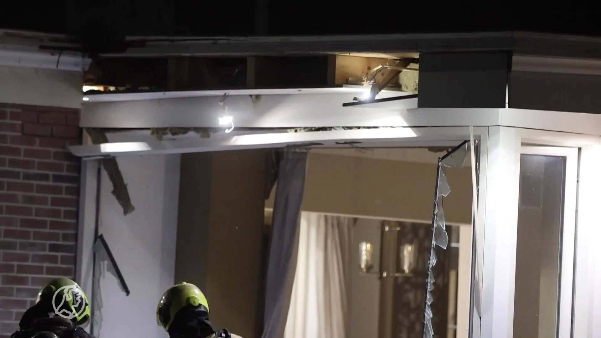 Hele buurt wakker en veel schade na harde explosie in Den Haa...