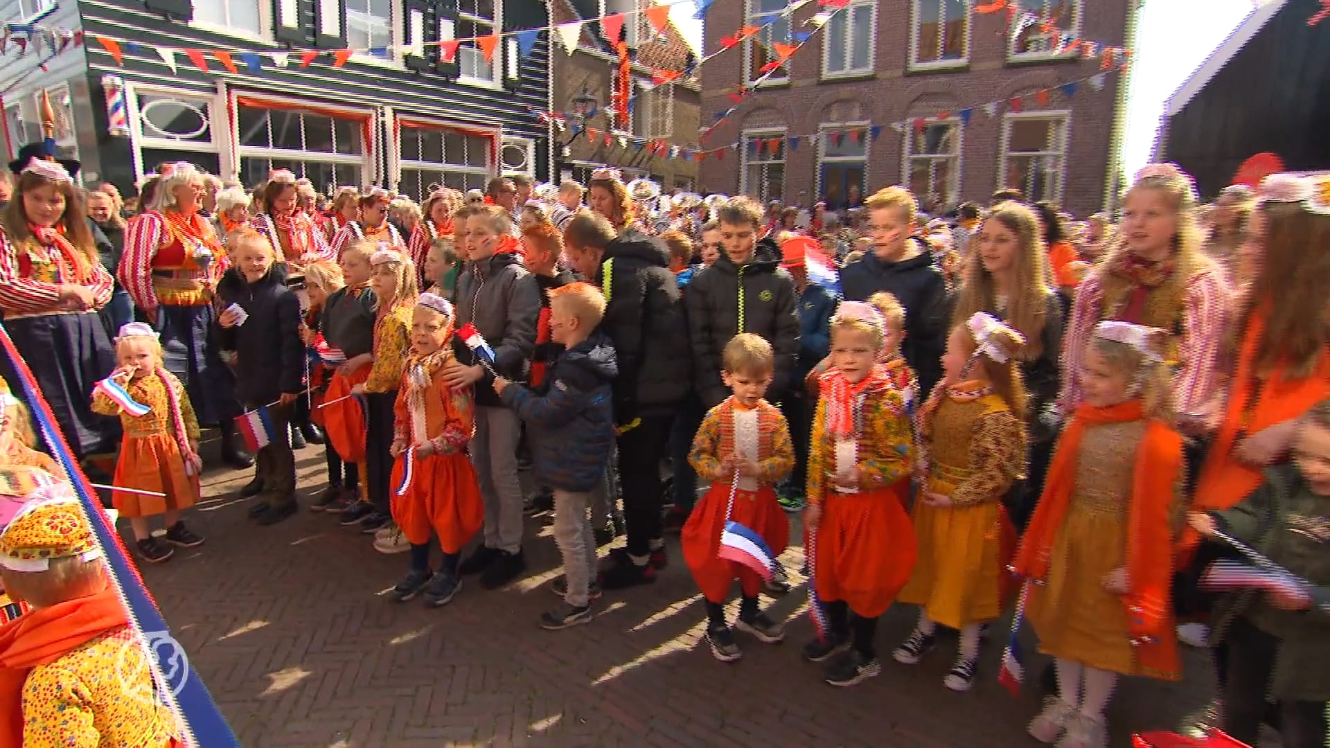 Koningsdag uitgebreid gevierd op Marken.