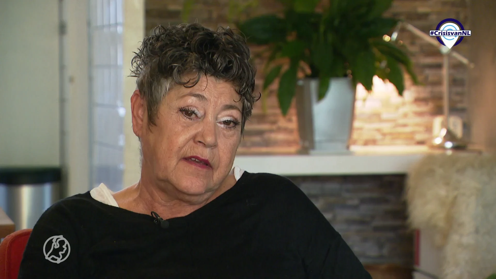 #CrisisvanNL | Helen blijkt reddende engel voor Conny, die moet rondkomen van krap vier tientjes per week