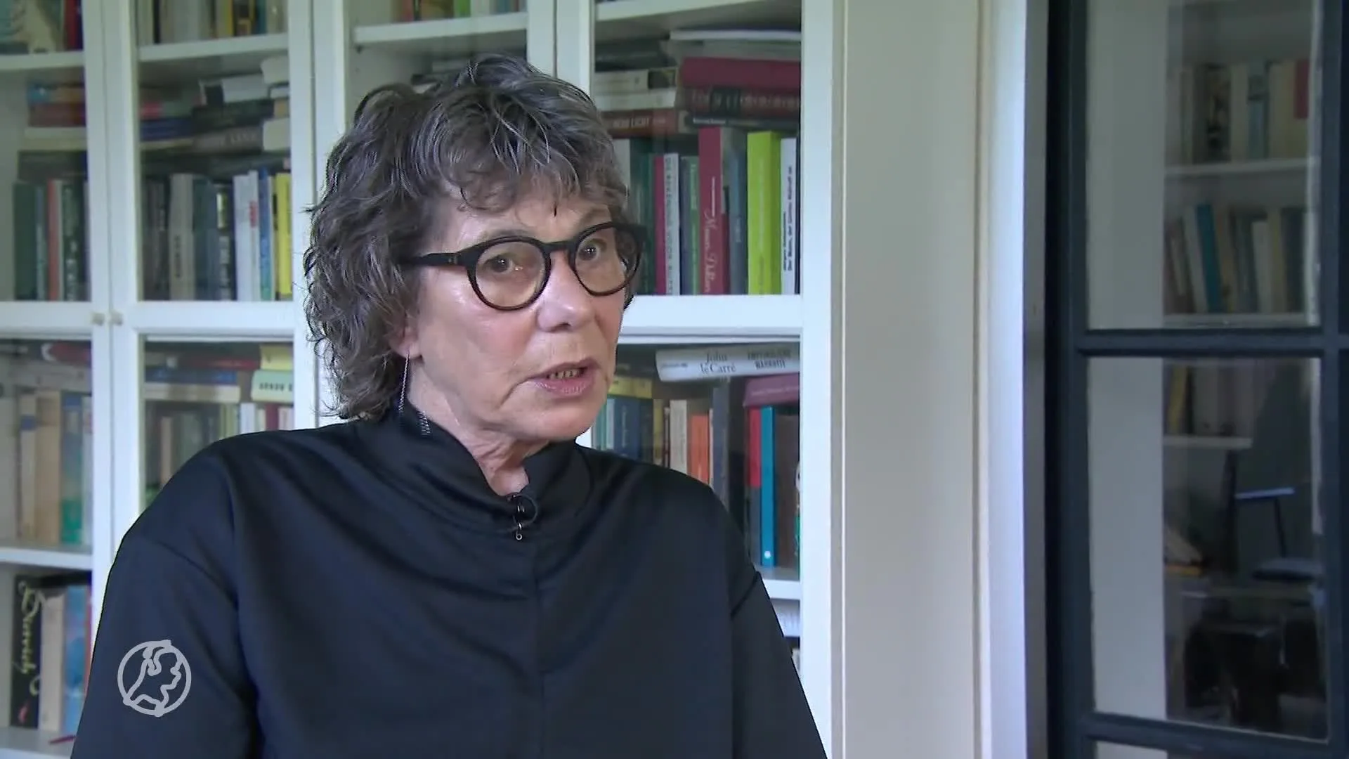 Steeds meer mensen slachtoffer van babbeltrucs, wijkagent begint voorlichting