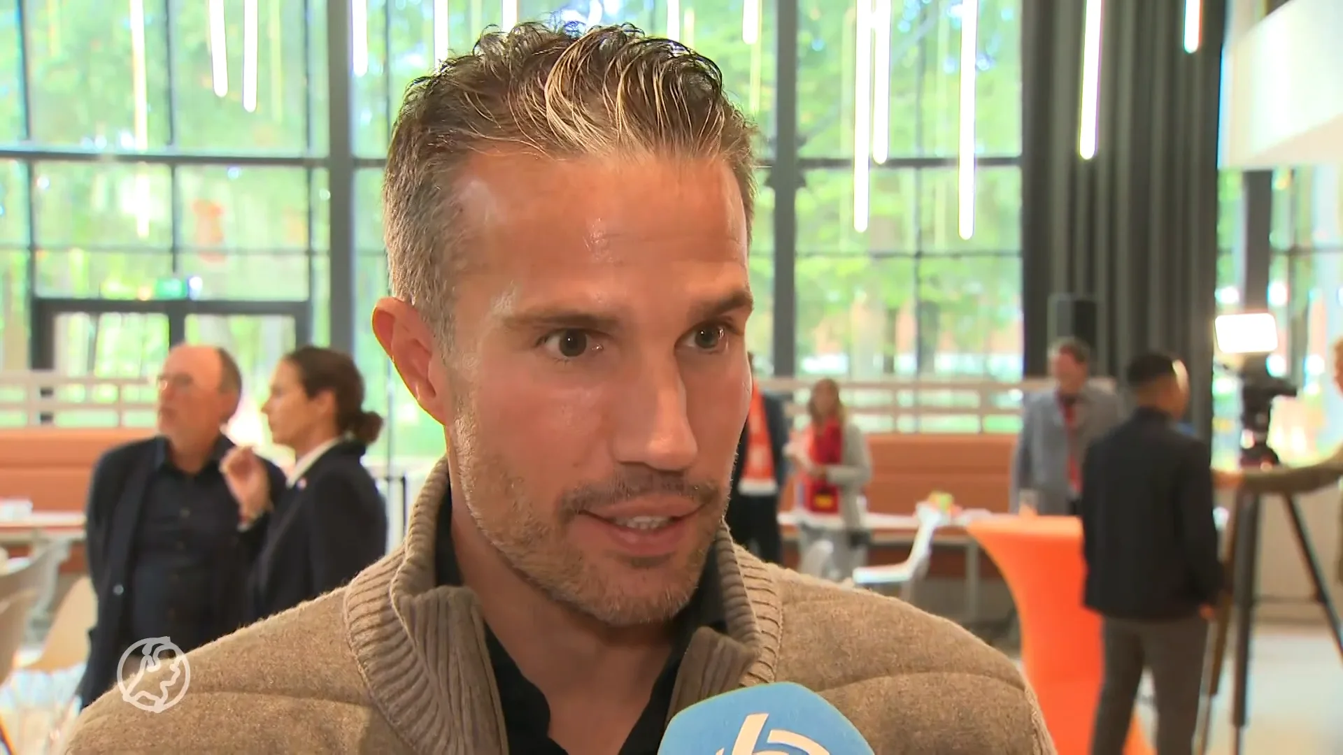 Robben en Van Persie krijgen hoogste KNVB-onderscheiding