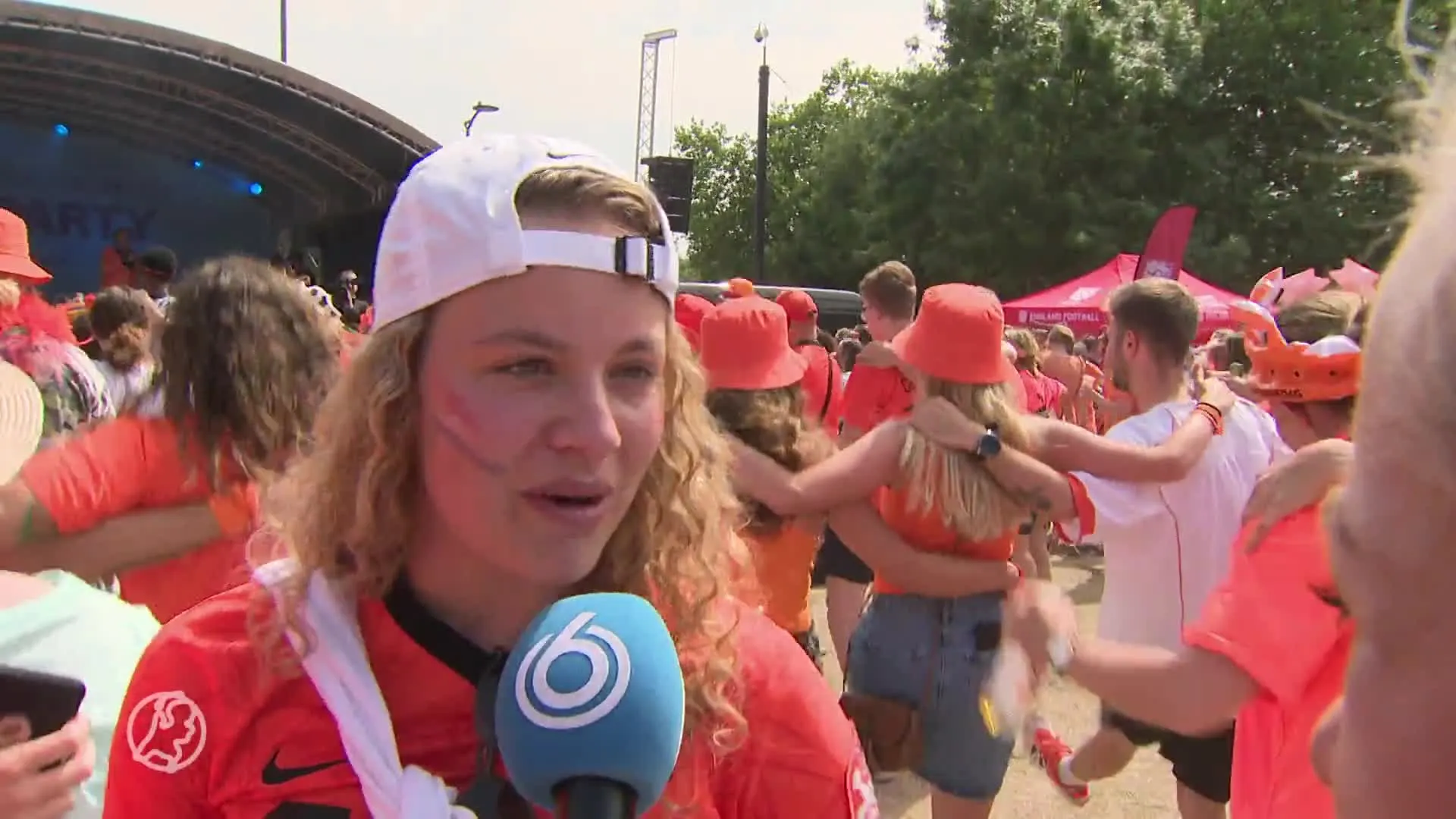 De Oranjebus is 40 jaar geworden! Reden voor een feestje