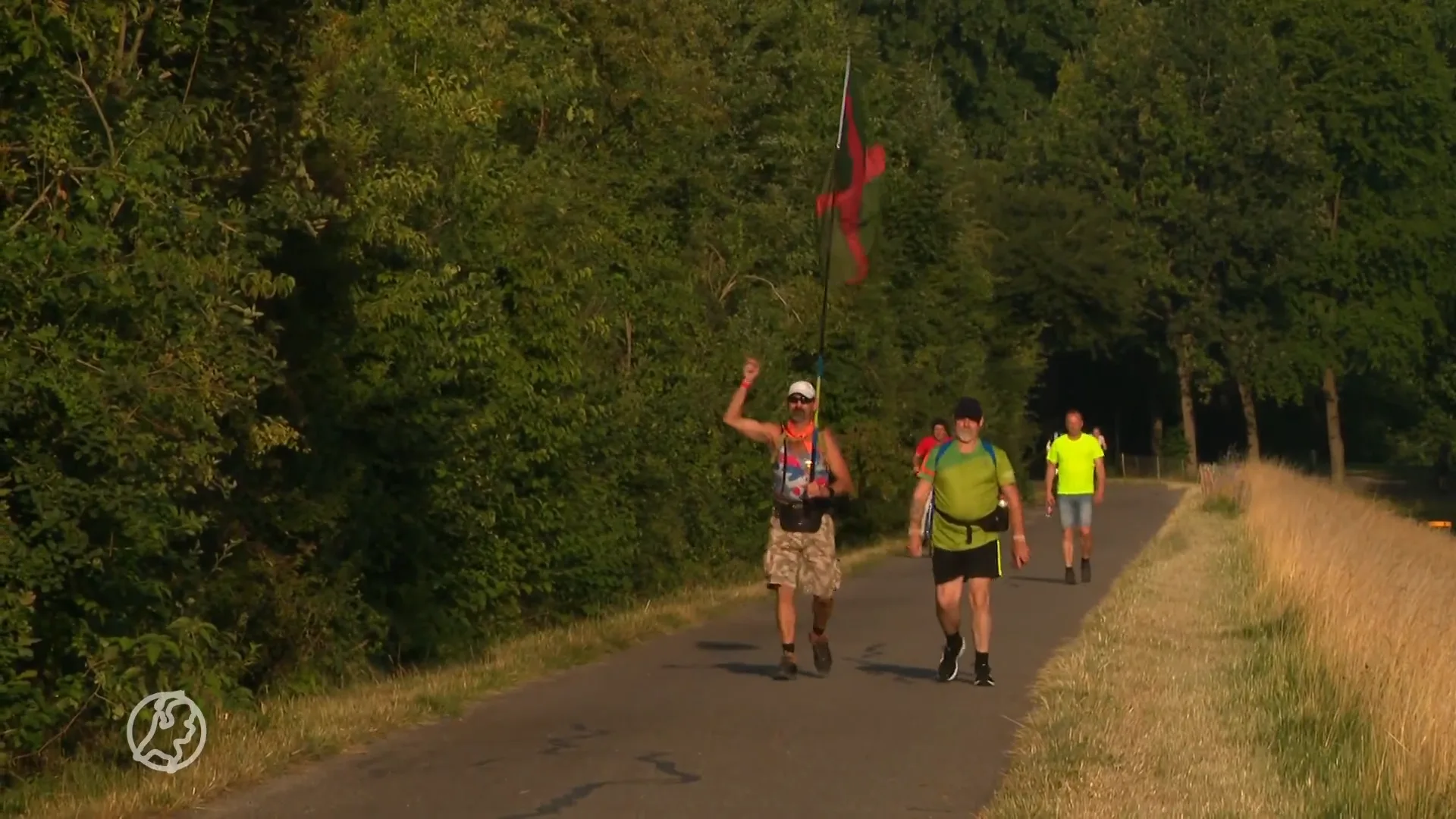 Ruim 200 lopers vertrekken toch op geschrapte eerste wandeldag 4Daagse