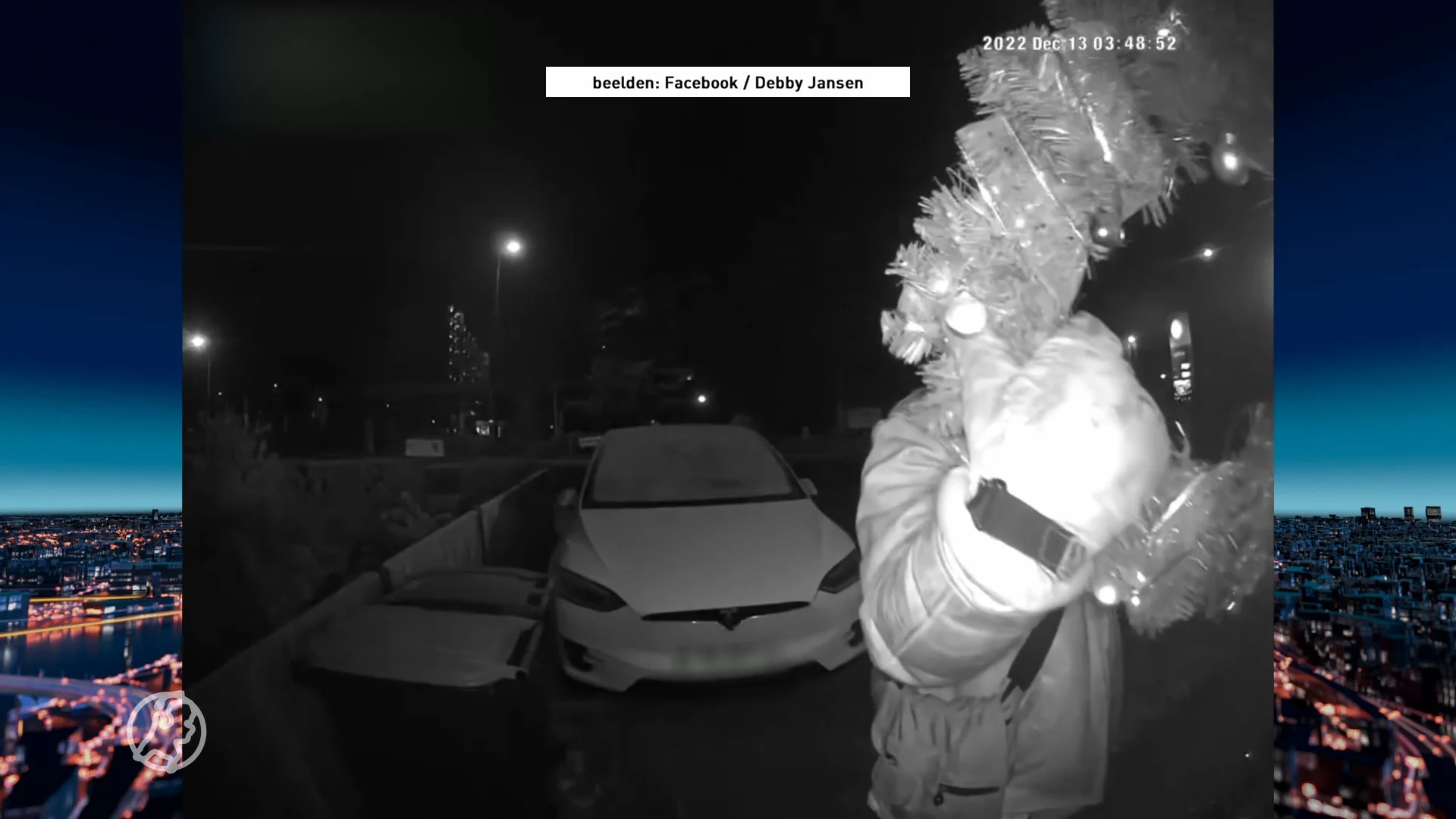 Kerstgedachte ver te zoeken in Den Bosch en omstreken: decemberdief jat kerstverlichting