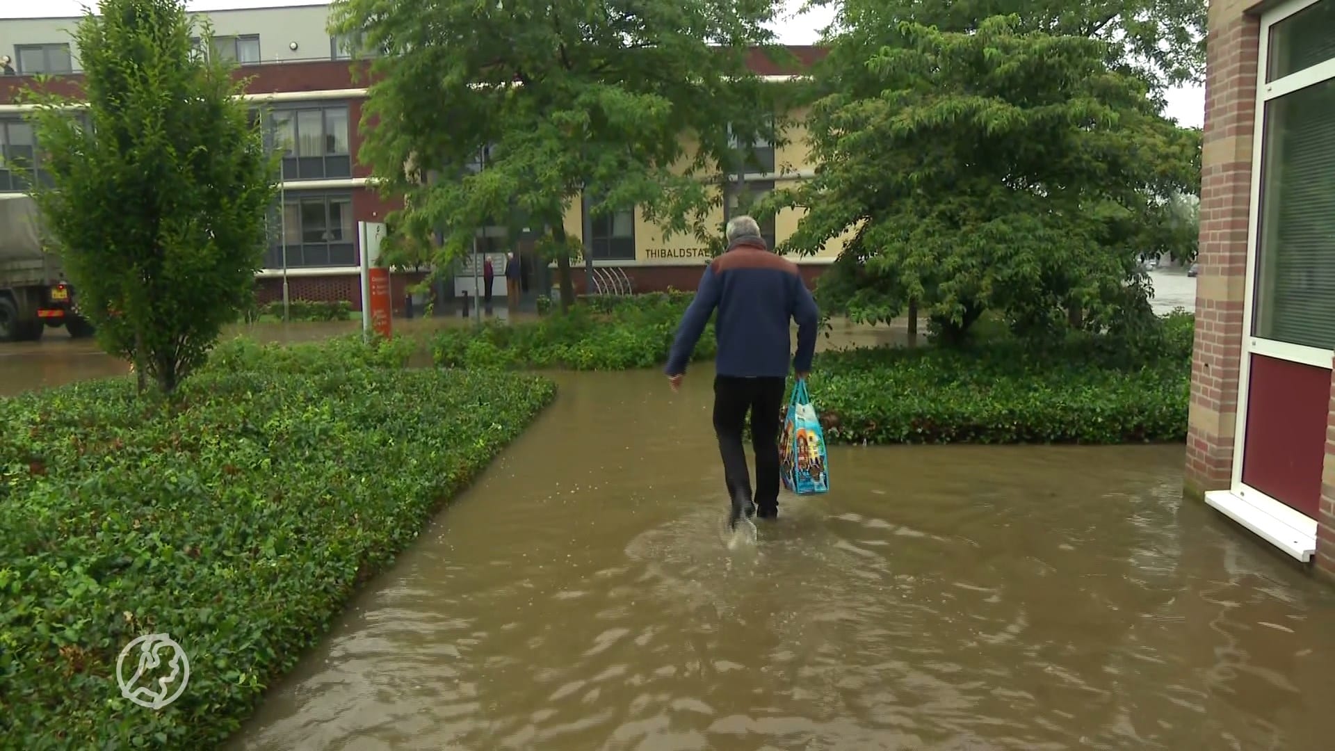 Noodweer houdt Limburg in zijn greep