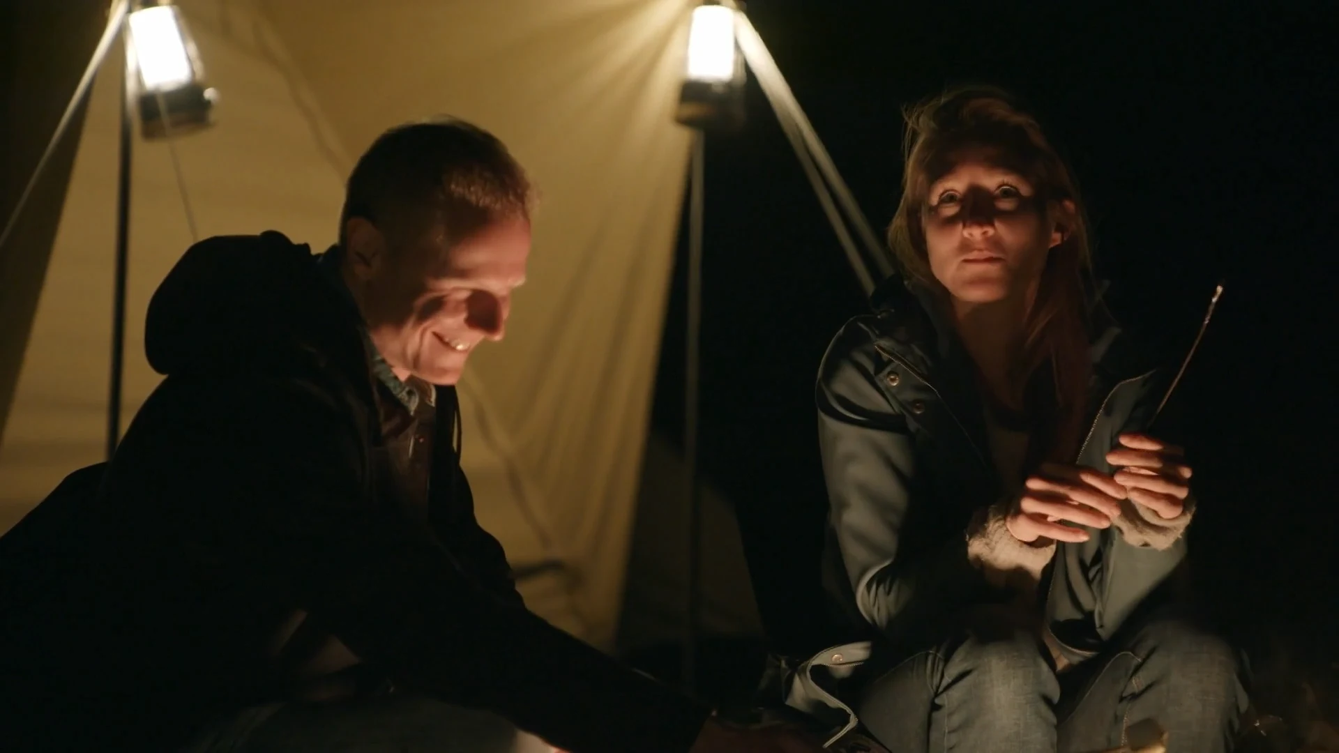 'Zou je mij naar rechts of naar links swipen?'