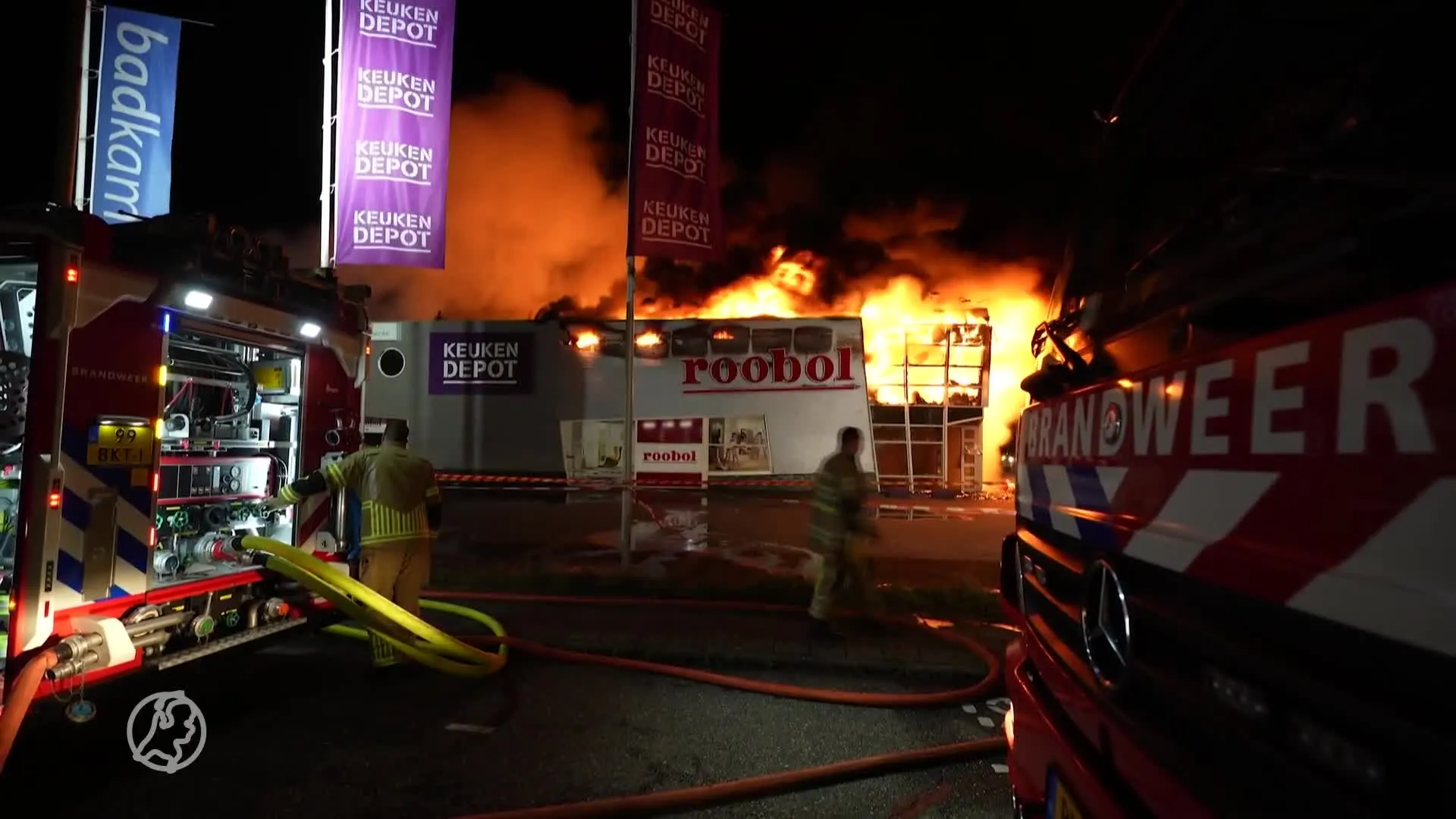 Grote brand Soesterberg onder controle, pand grotendeels verwoest