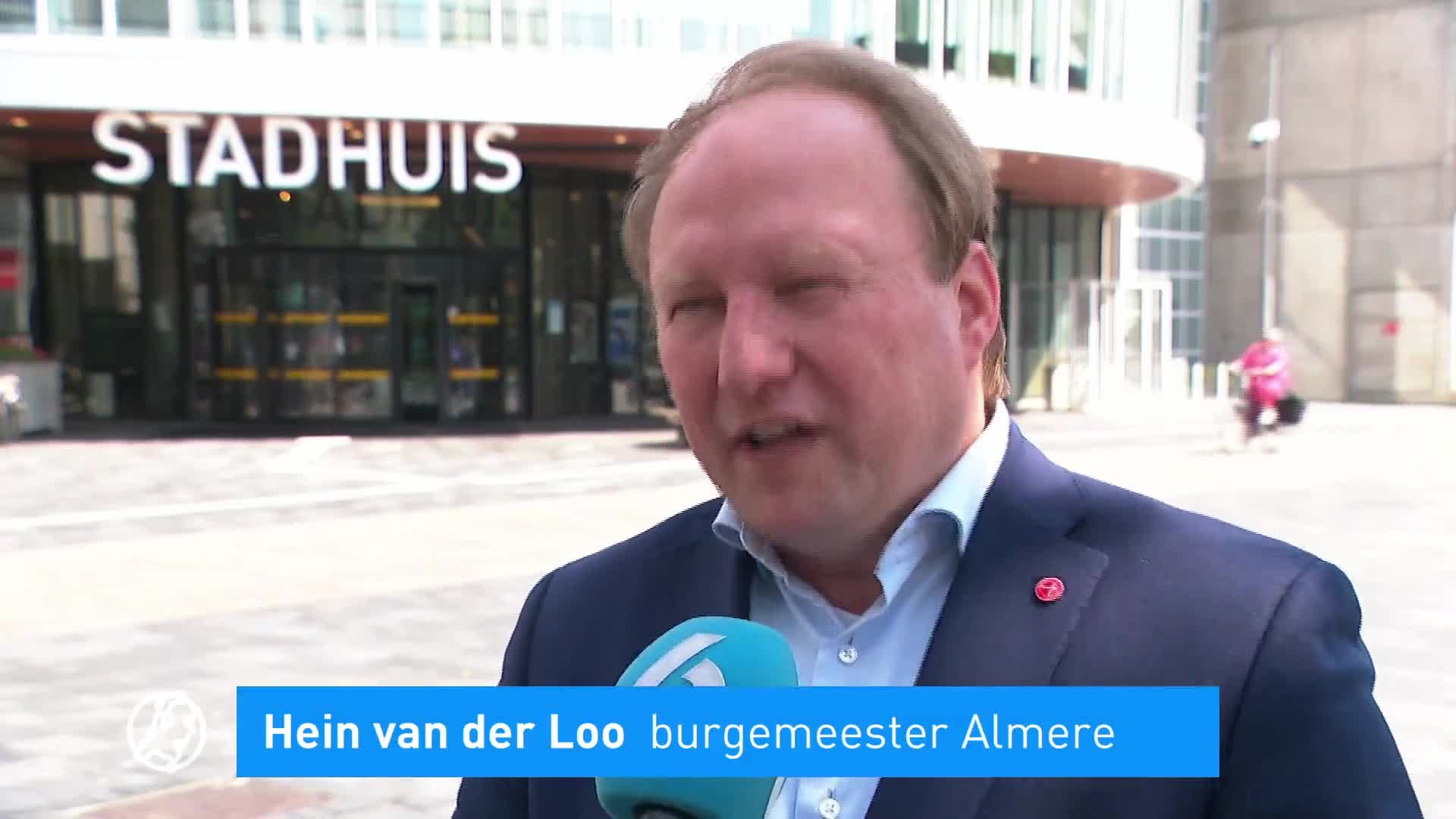 Feestelijke huldiging Almere City: zon, gezang en stiekem wat vuurwerk